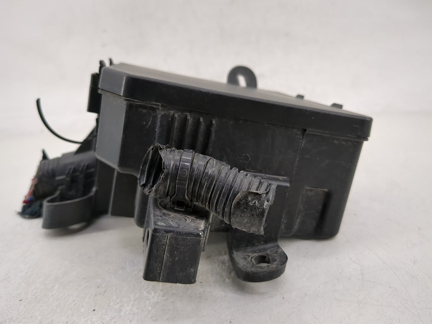 2013-2019 Nissan Sentra Fusebox Fuse Box Panel Relay Module P/N:284B7 3RA1B Fits Fits 2013 2014 2015 2016 2017 2018 2019 OEM