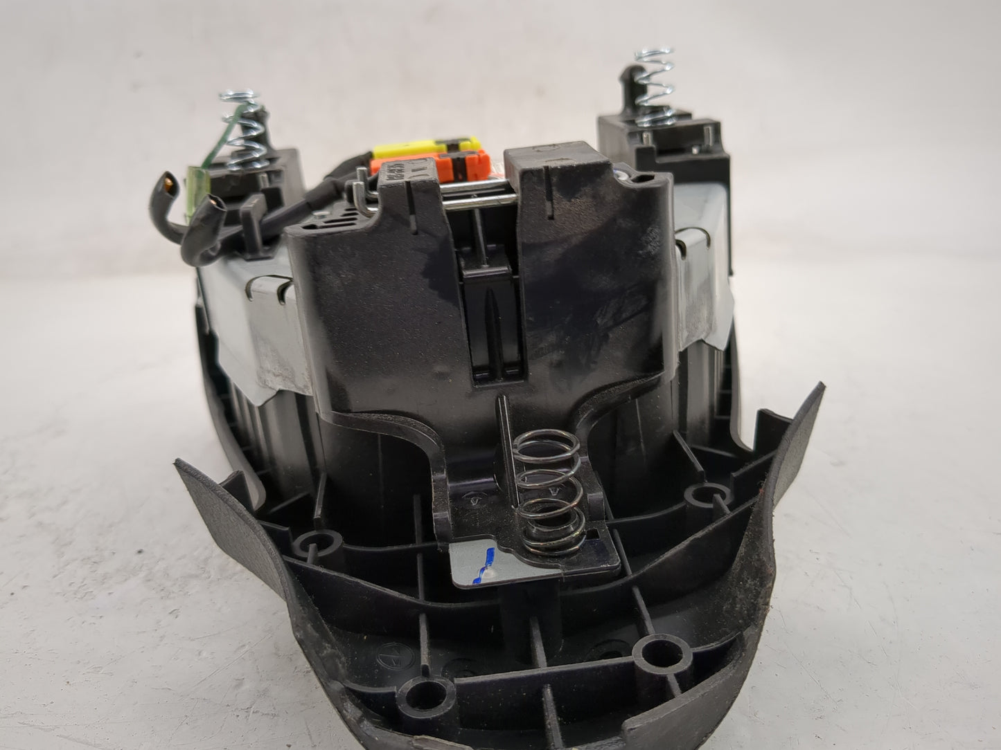 2013-2019 Nissan Sentra Air Bag Driver Left Steering Wheel Mounted Fits Fits 2013 2014 2015 2016 2017 2018 2019 OEM Used Aut