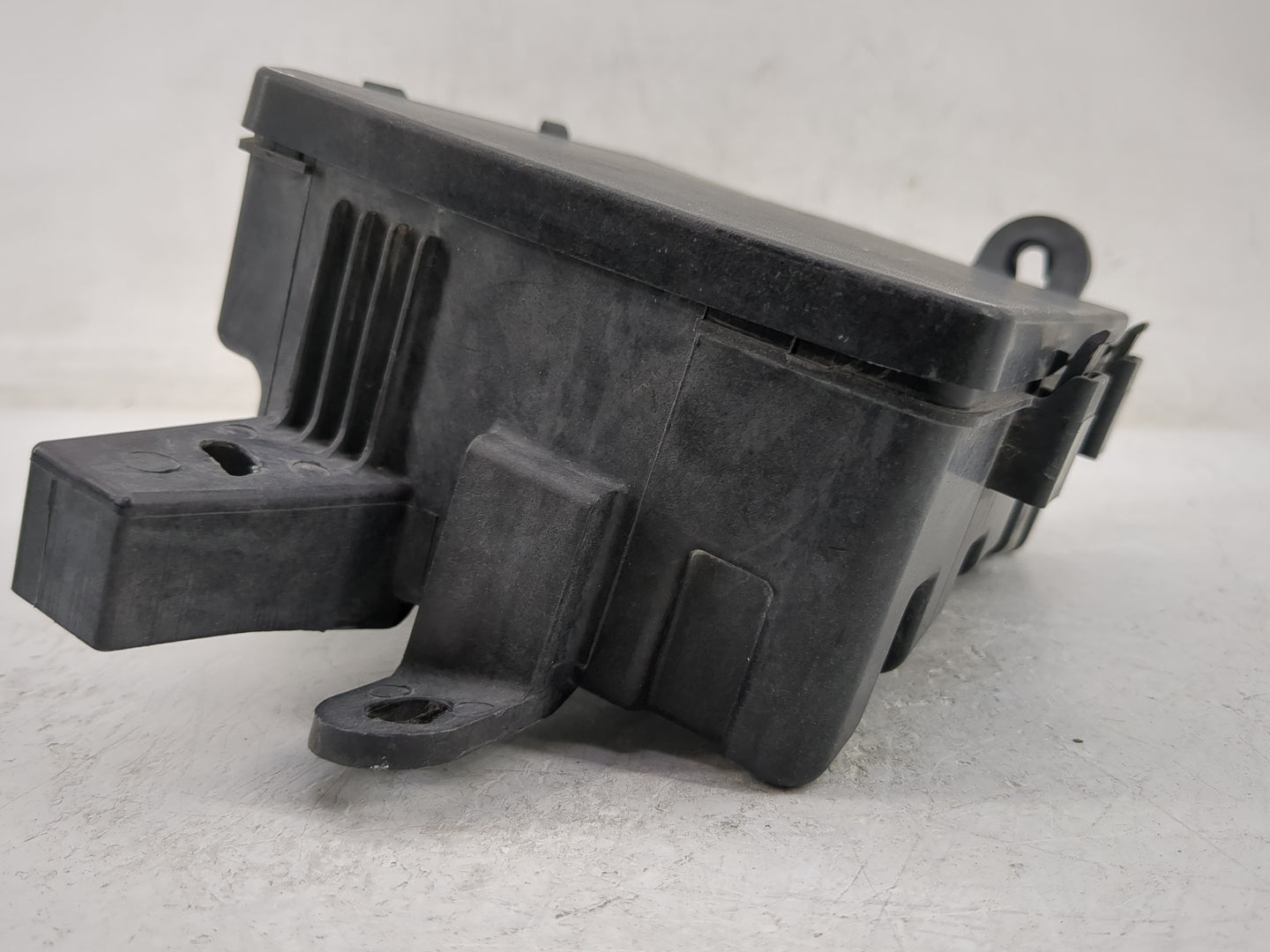 2013-2019 Nissan Sentra Fusebox Fuse Box Panel Relay Module P/N:284B7 3RA1B Fits Fits 2013 2014 2015 2016 2017 2018 2019 OEM