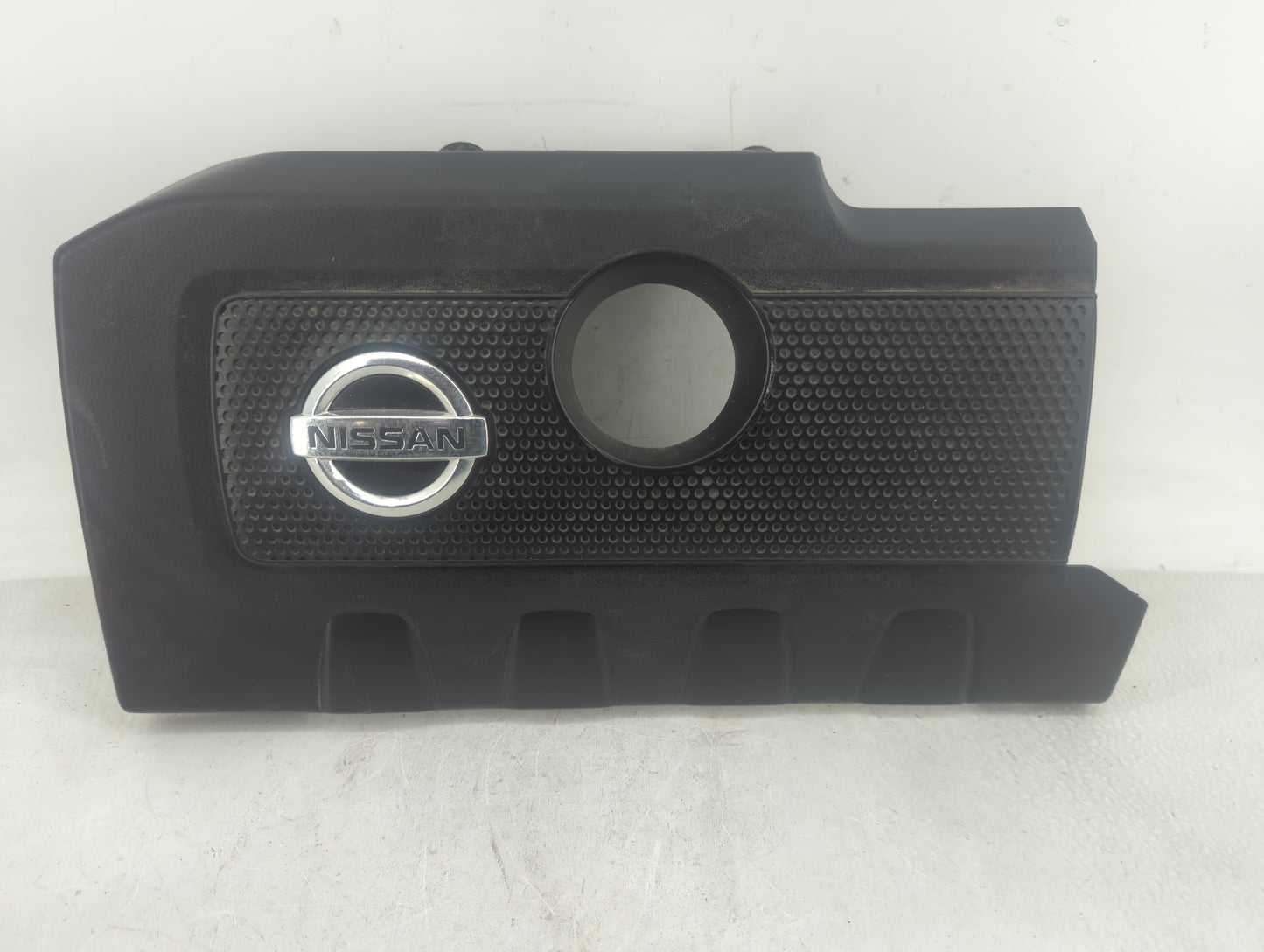 2015 Nissan Sentra Engine Cover - Oemusedautoparts1.com