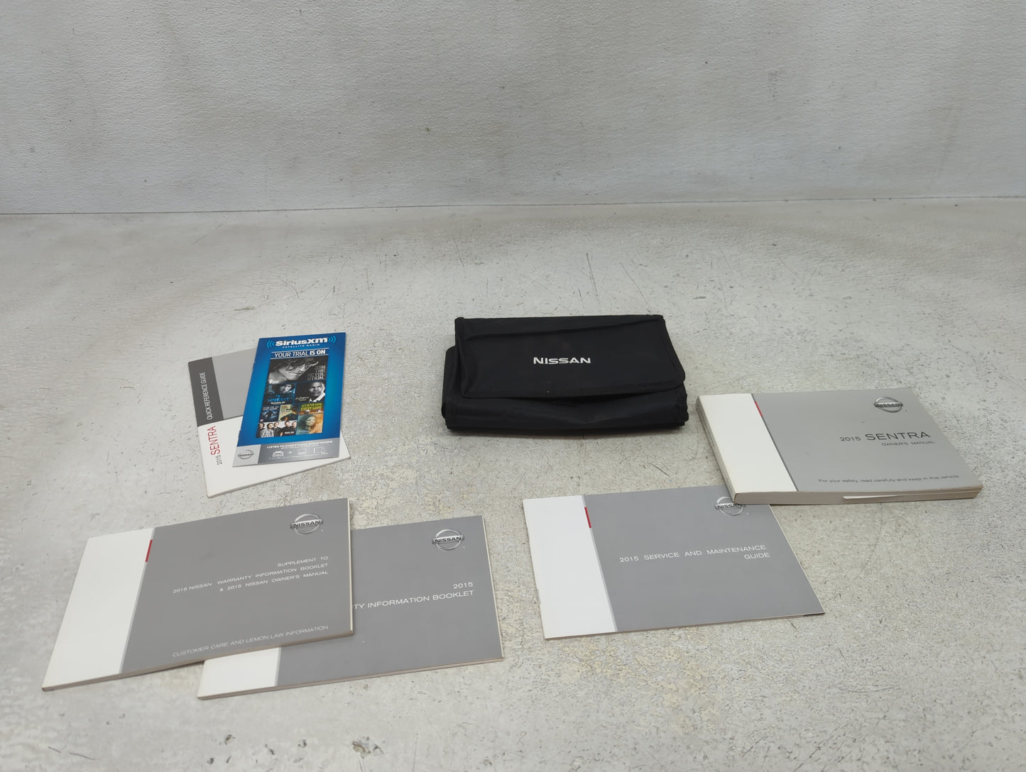 2015 Nissan Sentra Owners Manual Book Guide P/N:OM15EM-0B17U0 OEM Used Auto Parts - Oemusedautoparts1.com