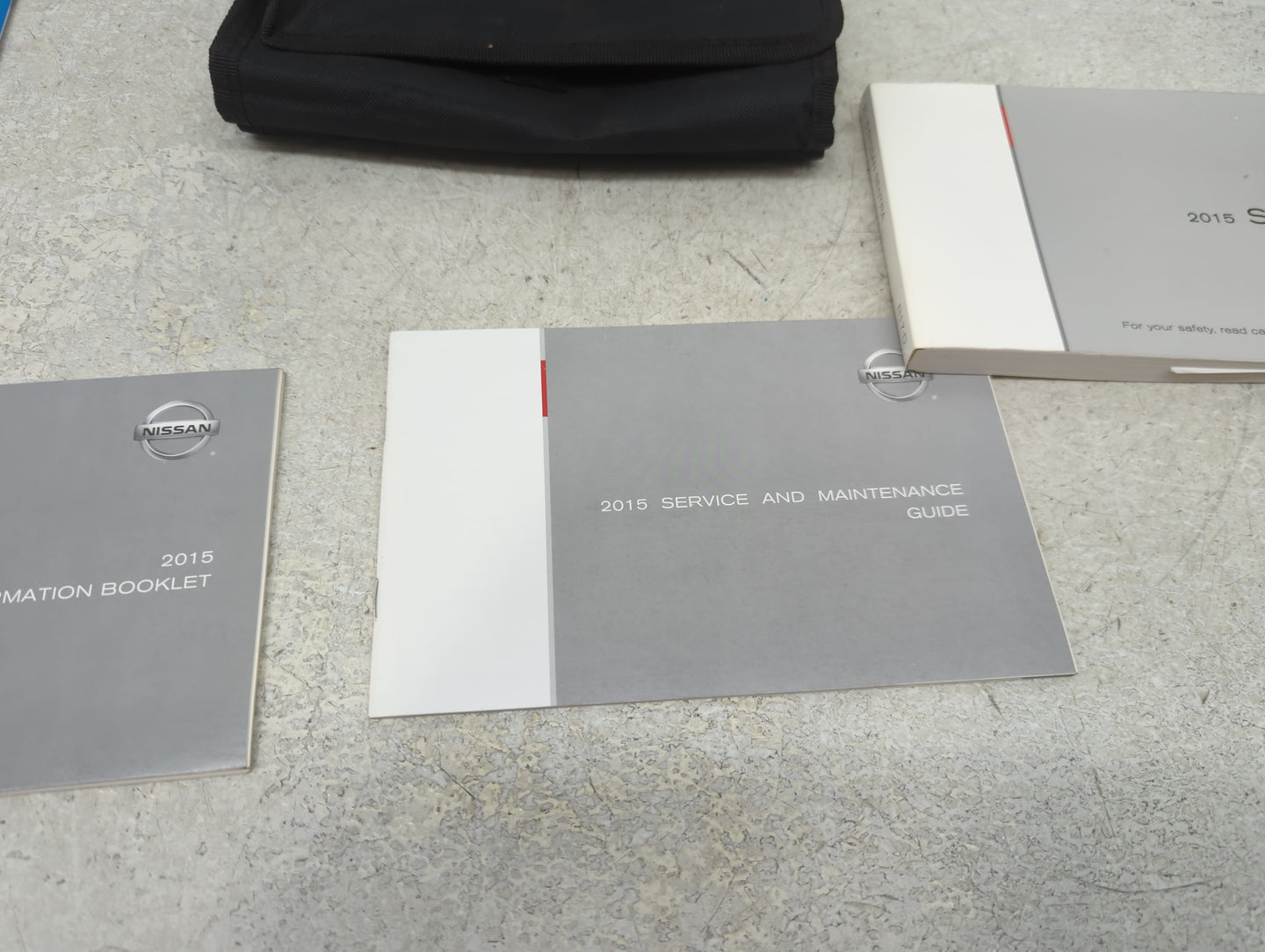 2015 Nissan Sentra Owners Manual Book Guide P/N:OM15EM-0B17U0 OEM Used Auto Parts - Oemusedautoparts1.com