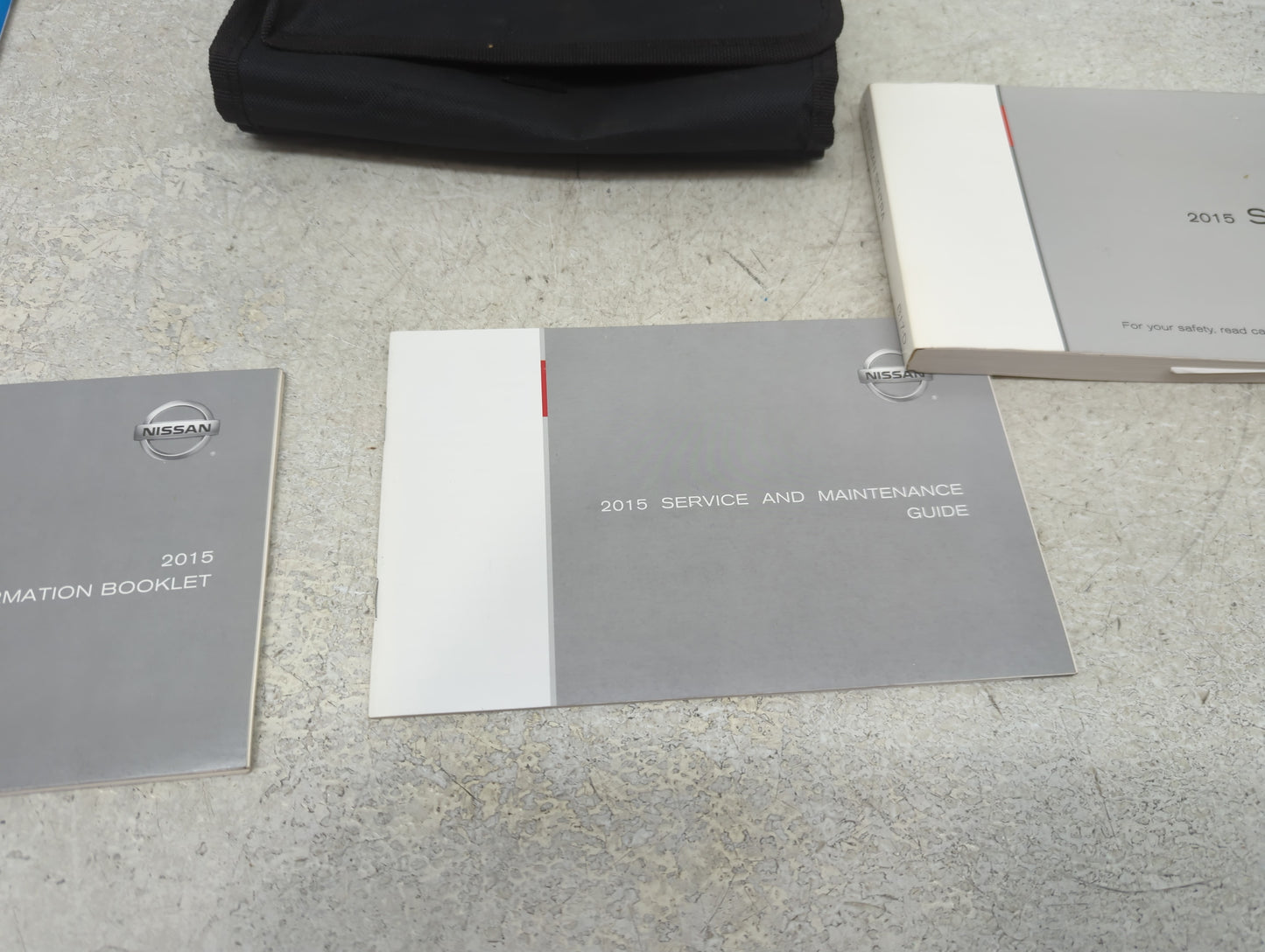2015 Nissan Sentra Owners Manual Book Guide P/N:OM15EM-0B17U0 OEM Used Auto Parts - Oemusedautoparts1.com