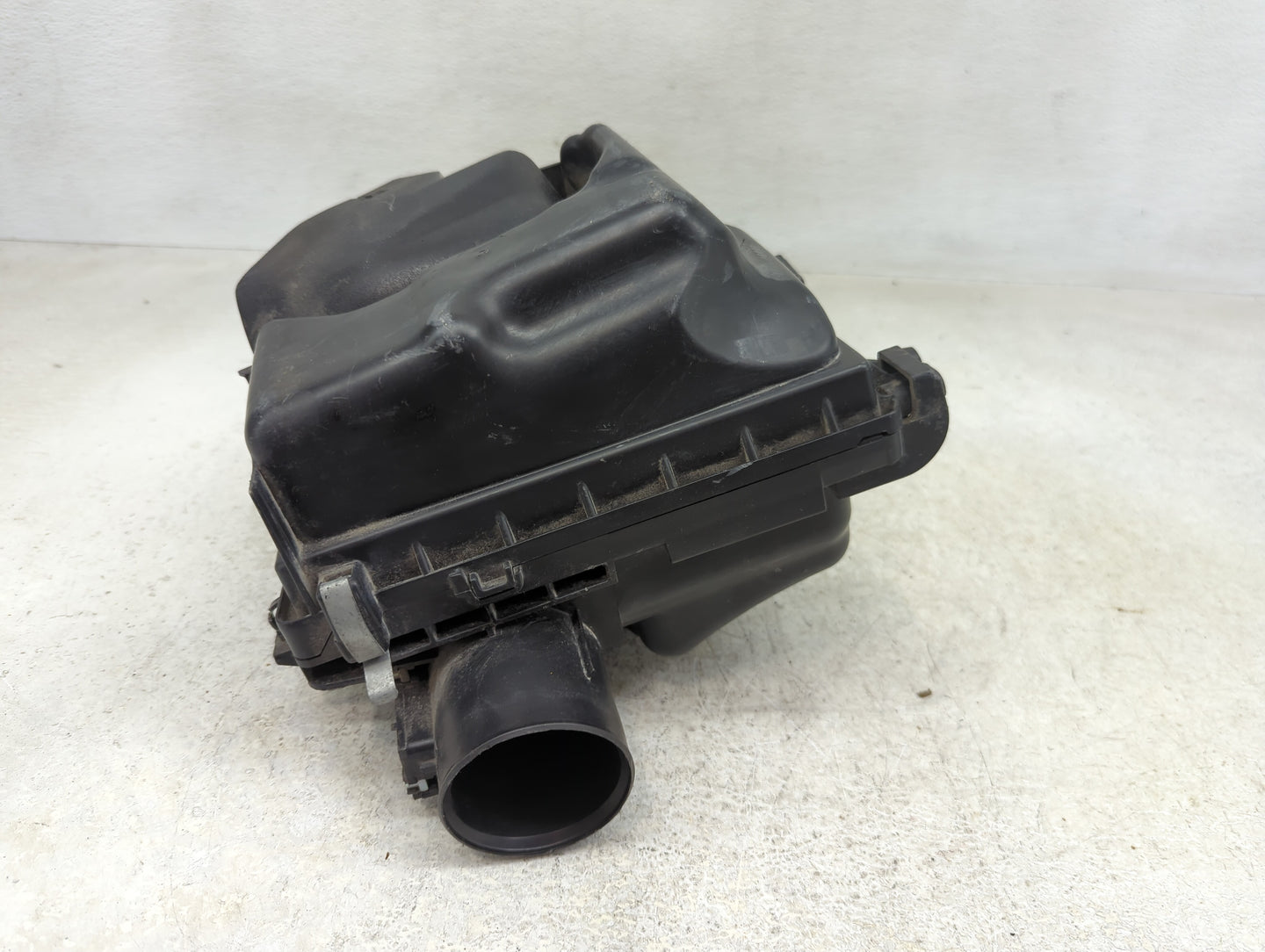 2015 Nissan Sentra Air Cleaner Intake-duct Hose Tube - Oemusedautoparts1.com