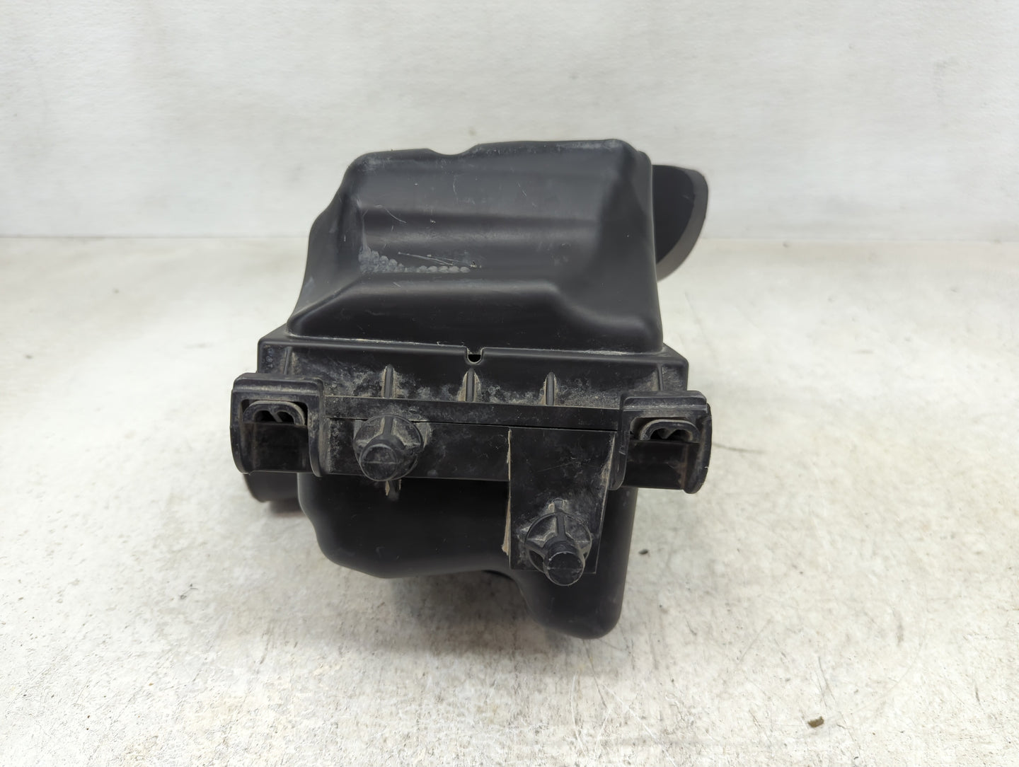 2015 Nissan Sentra Air Cleaner Intake-duct Hose Tube - Oemusedautoparts1.com
