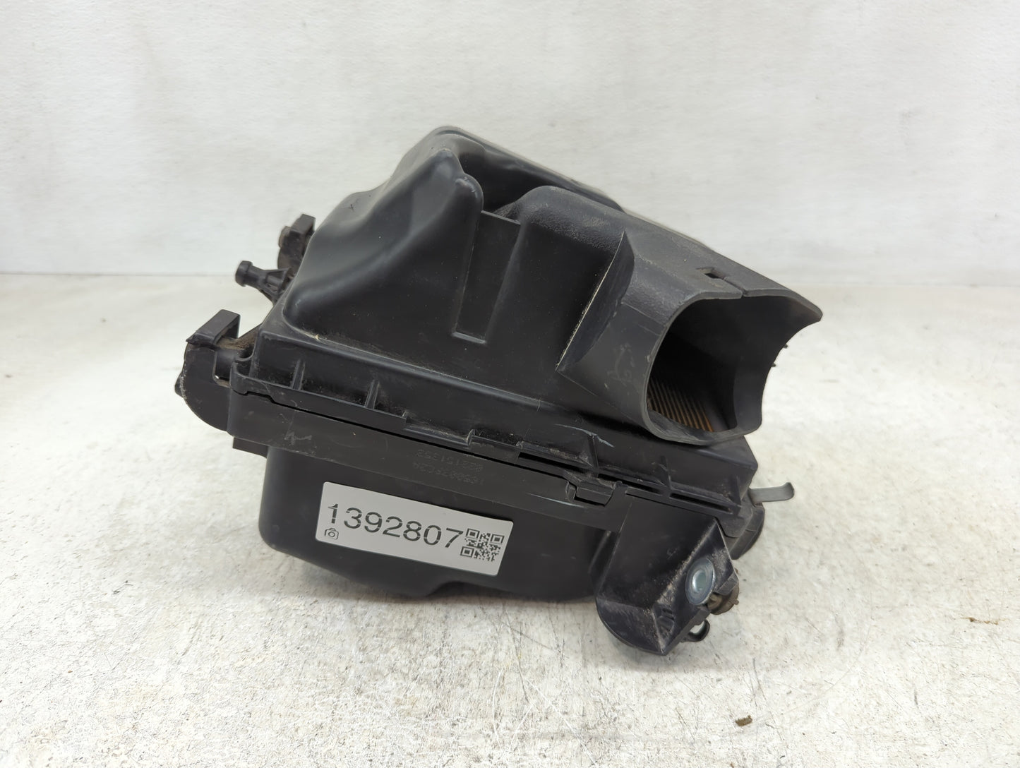 2015 Nissan Sentra Air Cleaner Intake-duct Hose Tube - Oemusedautoparts1.com