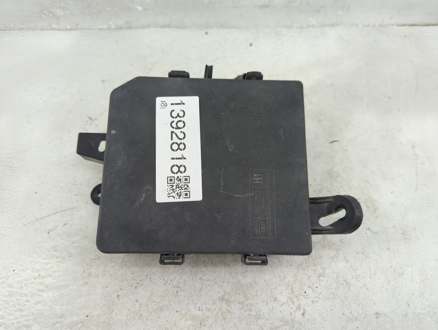 2013-2019 Nissan Sentra Fusebox Fuse Box Panel Relay Module Fits Fits 2013 2014 2015 2016 2017 2018 2019 OEM Used Auto Parts