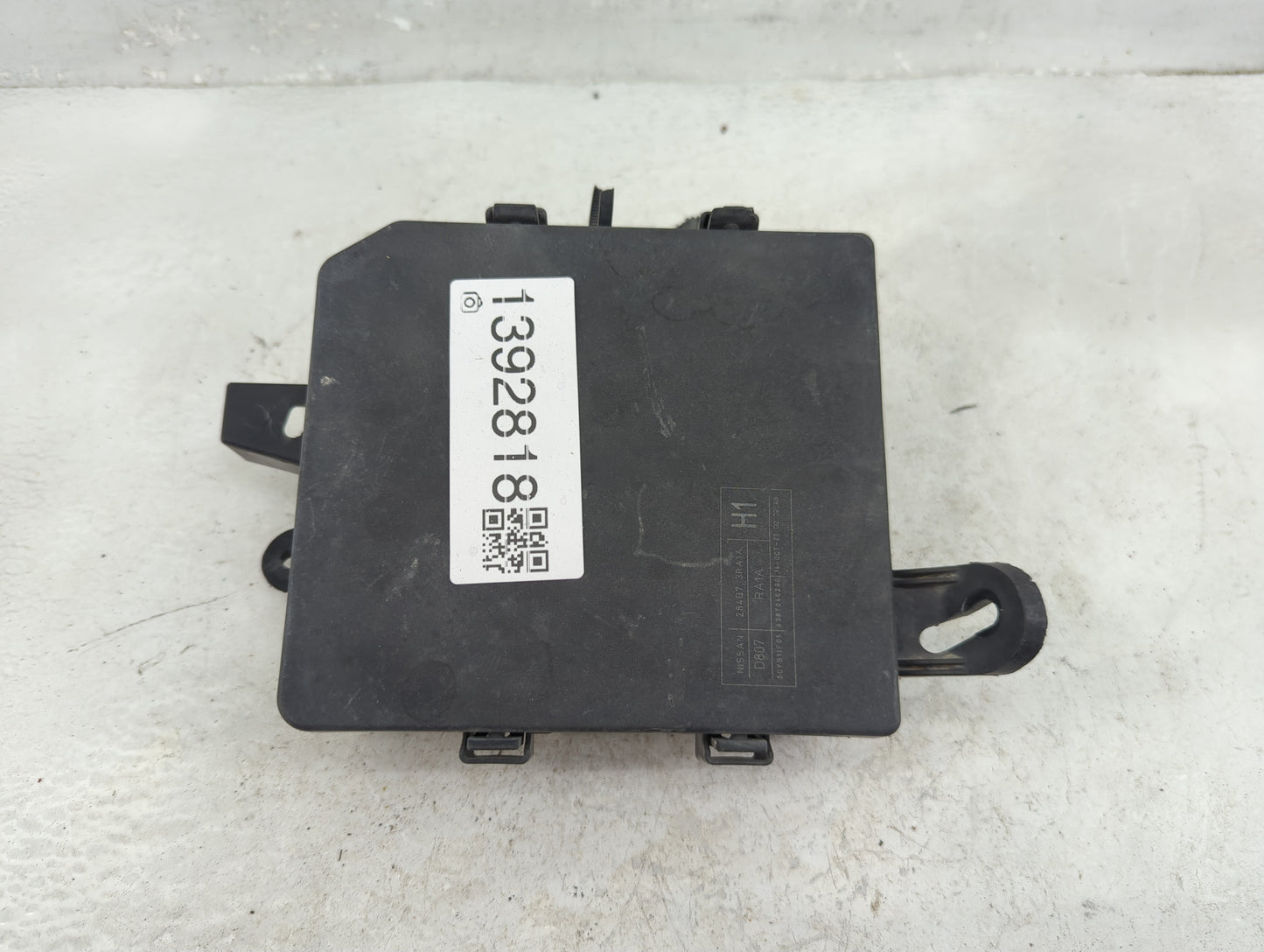 2013-2019 Nissan Sentra Fusebox Fuse Box Panel Relay Module Fits Fits 2013 2014 2015 2016 2017 2018 2019 OEM Used Auto Parts
