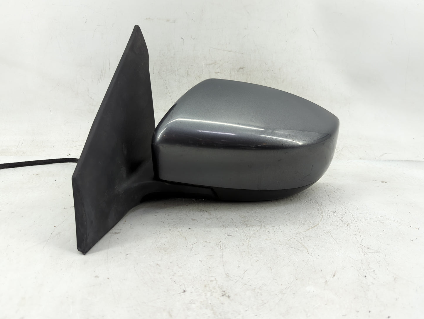 2013-2015 Nissan Sentra Driver Side View Mirror - Left Door Mirror OEM Used - Oemusedautoparts1.com