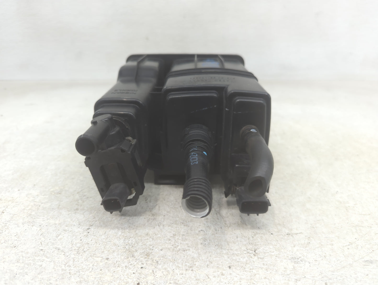 2015 Nissan Sentra Fuel Vapor Charcoal Canister 1392953 - Oemusedautoparts1.com