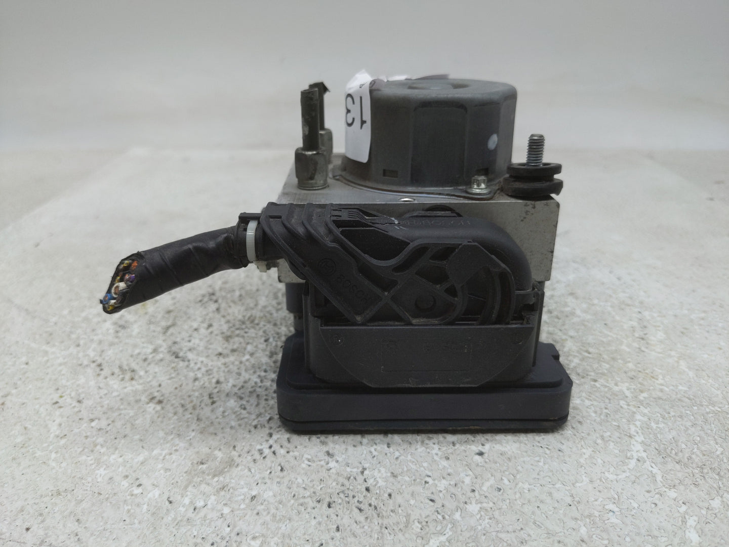 2015 Nissan Sentra ABS Pump Control Module Replacement P/N:47660 9AN0A Fits OEM Used Auto Parts - Oemusedautoparts1.com
