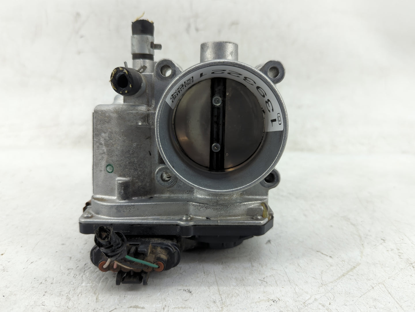 2013-2019 Nissan Sentra Throttle Body P/N:3RA60-01 Fits Fits 2013 2014 2015 2016 2017 2018 2019 OEM Used Auto Parts - Oemuse