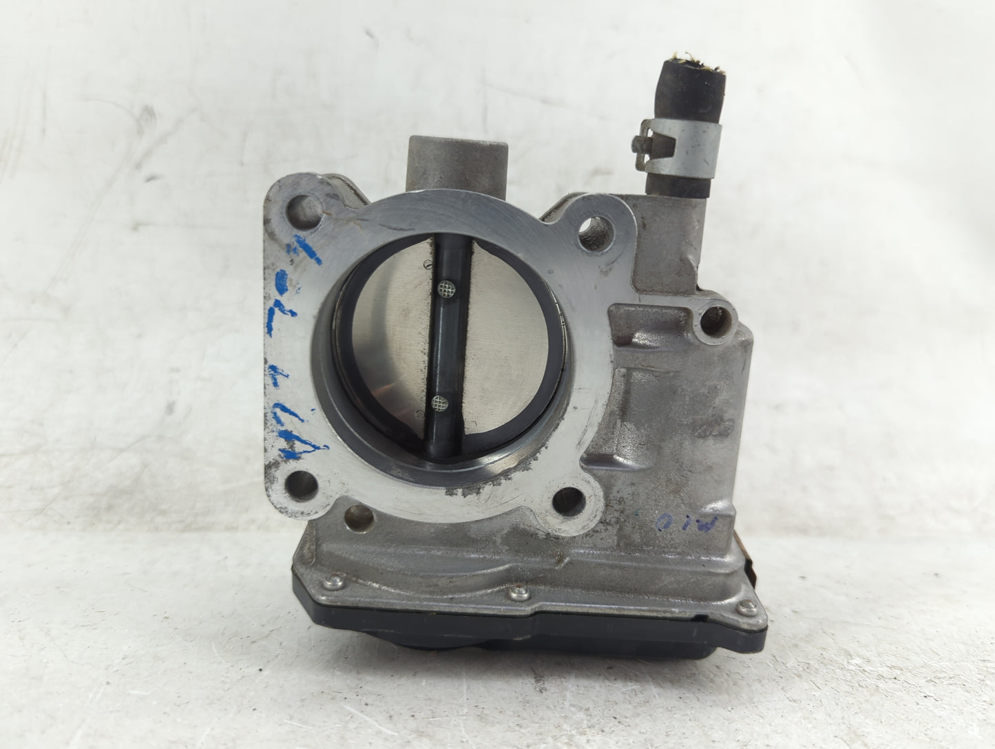 2013-2019 Nissan Sentra Throttle Body P/N:3RA60-01 Fits Fits 2013 2014 2015 2016 2017 2018 2019 OEM Used Auto Parts - Oemuse