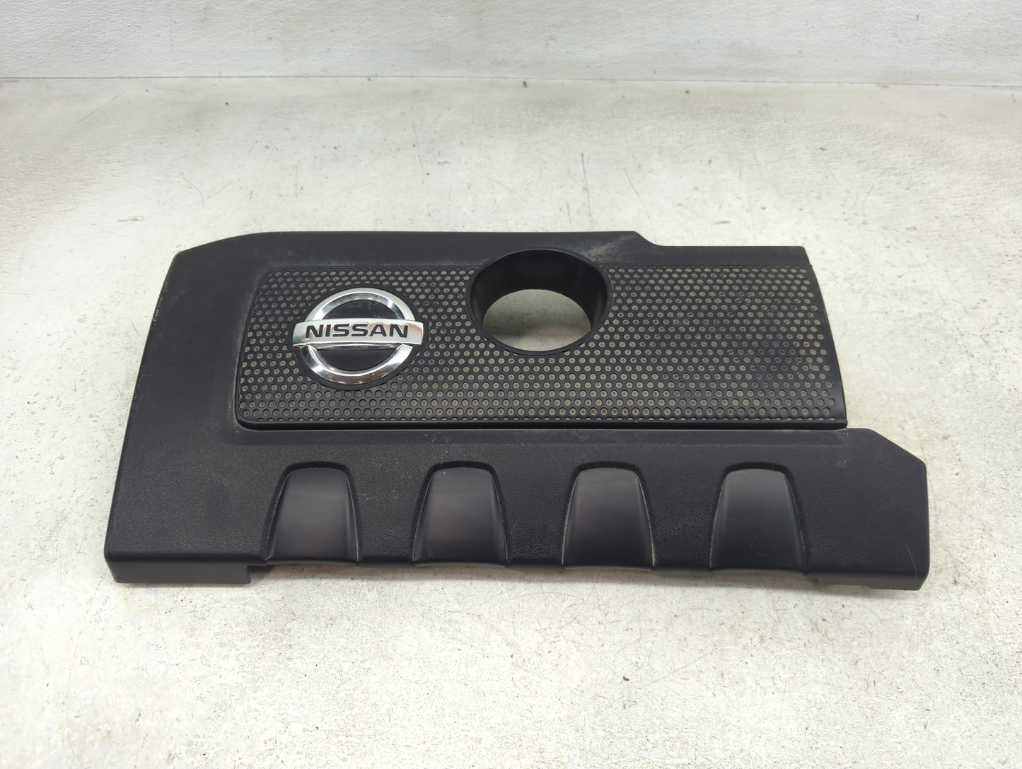 2015 Nissan Sentra Engine Cover - Oemusedautoparts1.com