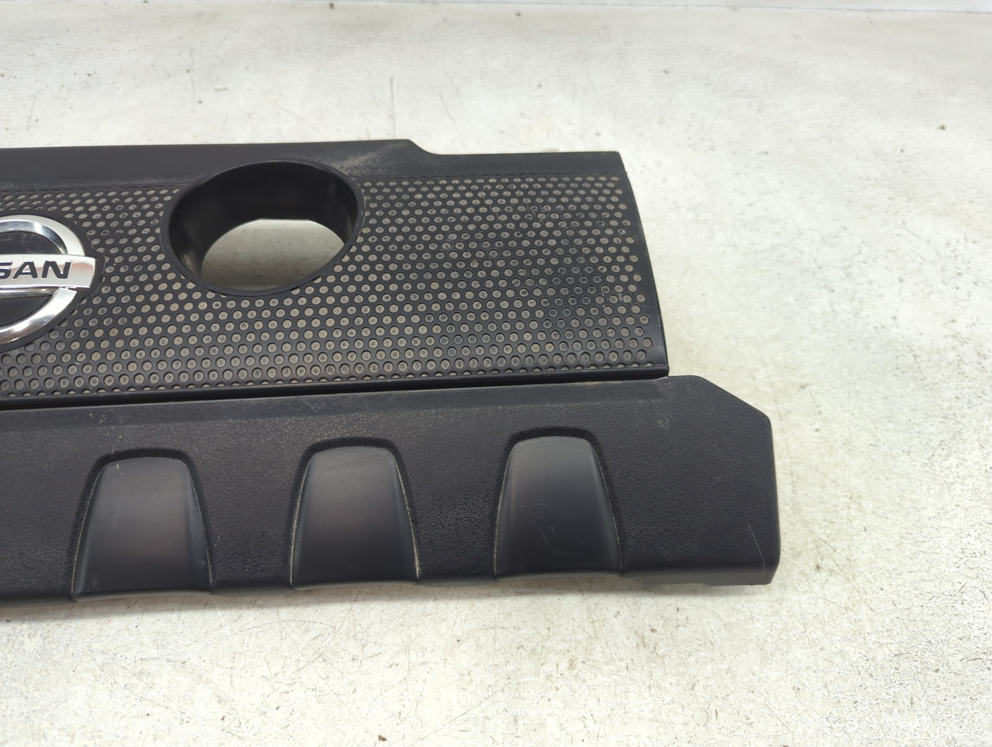2015 Nissan Sentra Engine Cover - Oemusedautoparts1.com