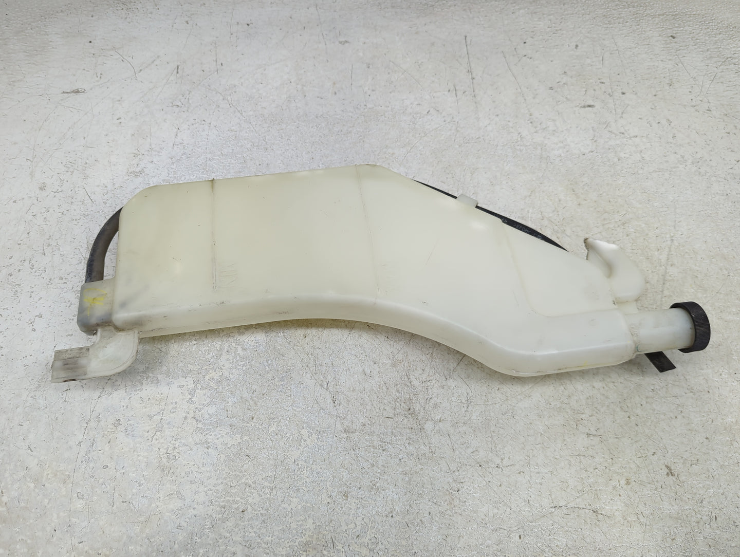 2013-2019 Nissan Sentra Radiator Coolant Overflow Expansion Tank Bottle 1393643 - Oemusedautoparts1.com