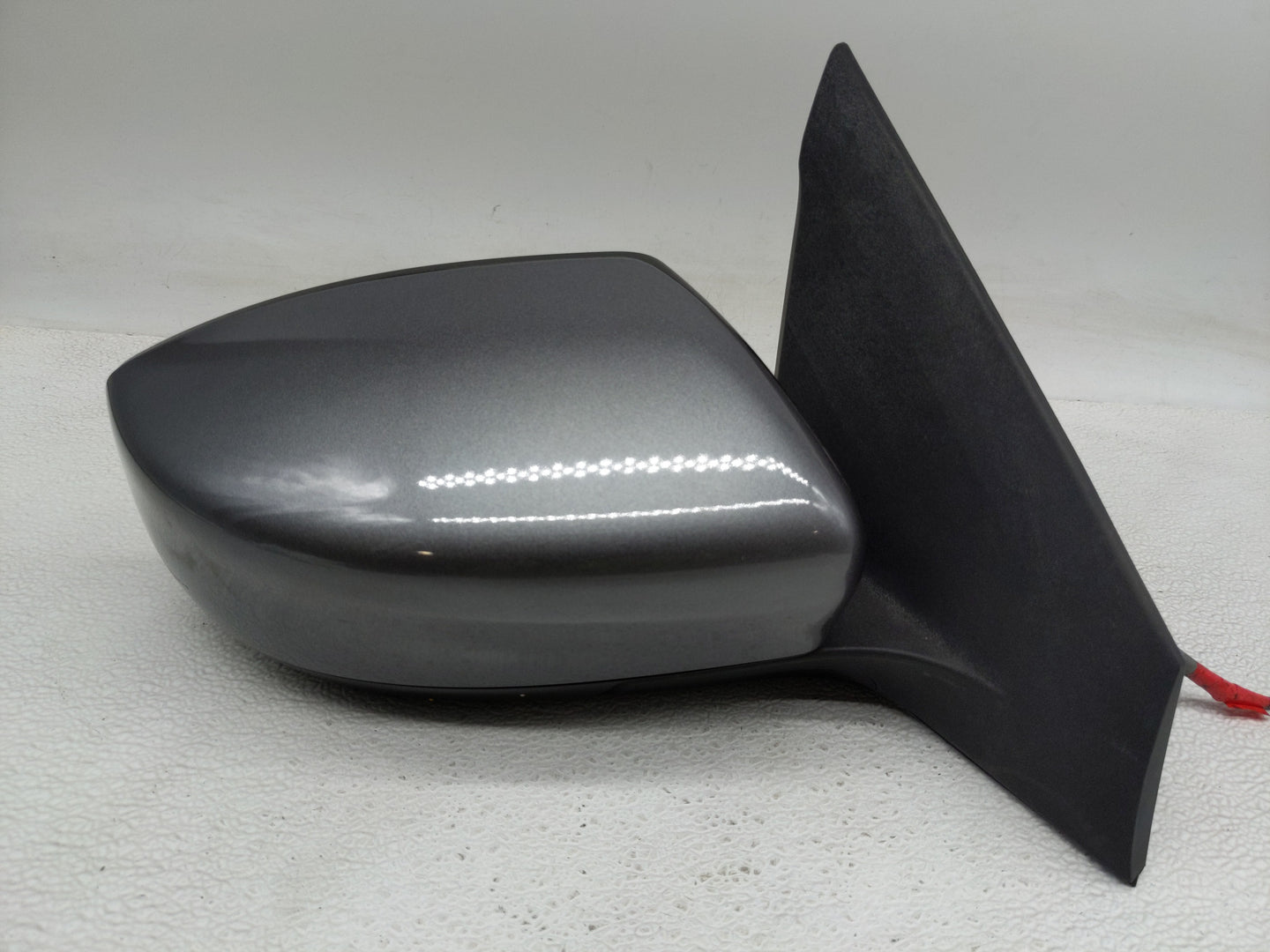 2013-2015 Nissan Sentra Passenger Side View Mirror - Right Door Mirror OEM Used - Oemusedautoparts1.com