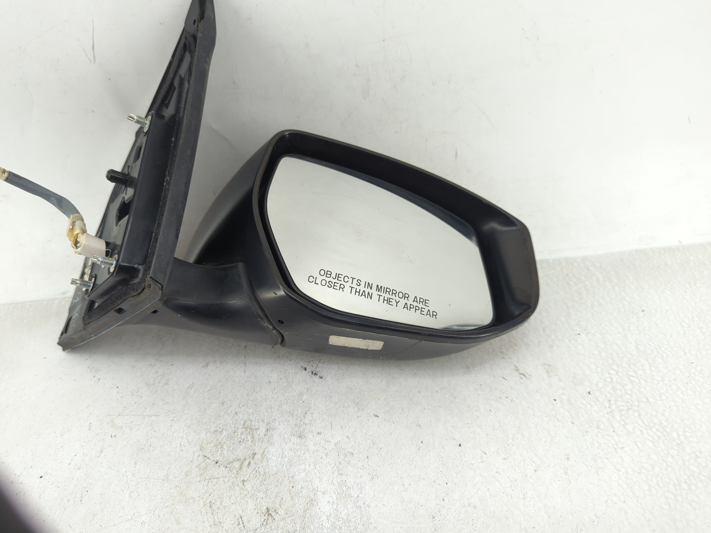 2013-2015 Nissan Sentra Passenger Side View Mirror - Right Door Mirror OEM Used - Oemusedautoparts1.com