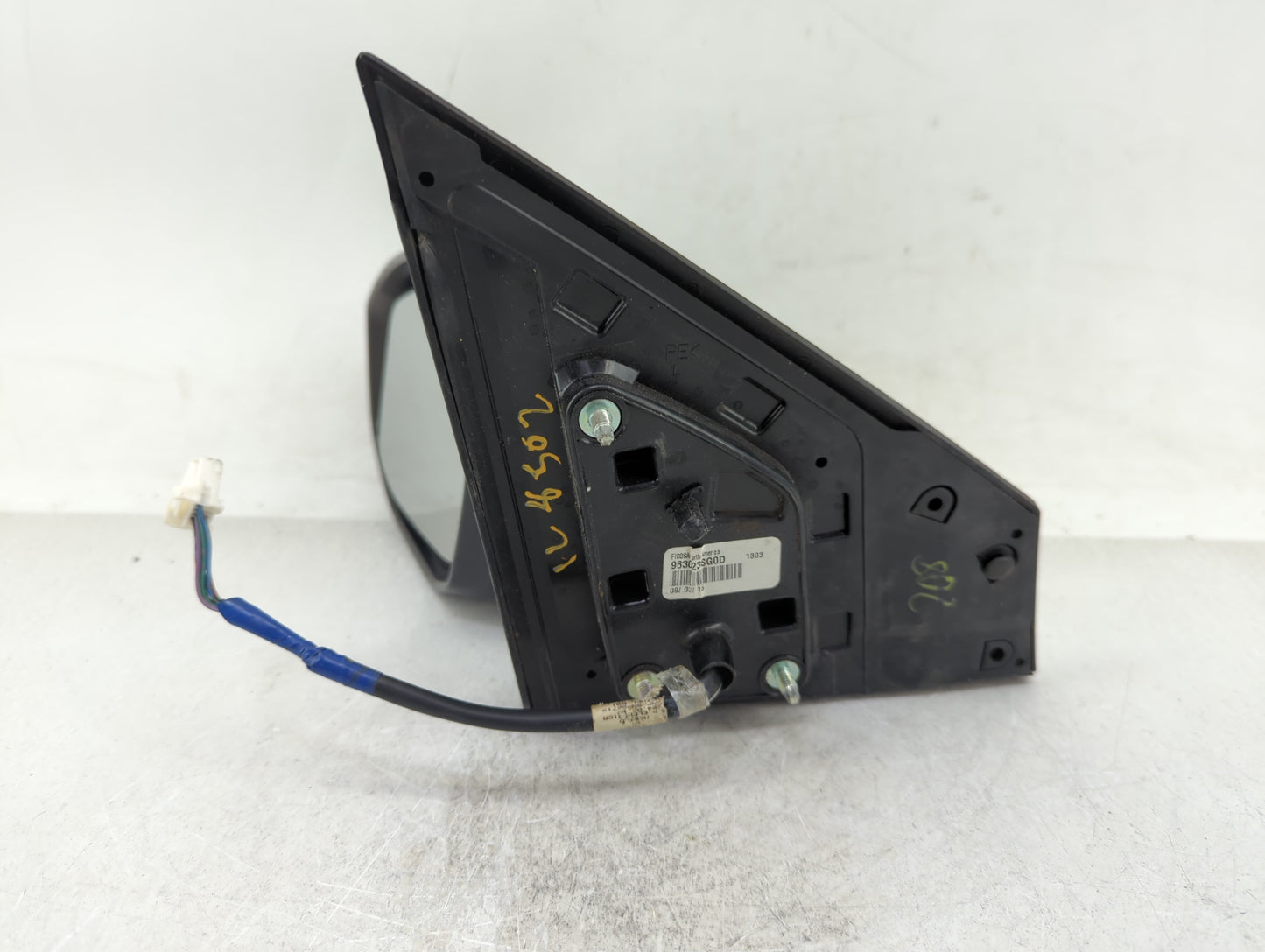 2015 Nissan Sentra Driver Side View Mirror - Left Door Mirror OEM Used - Oemusedautoparts1.com