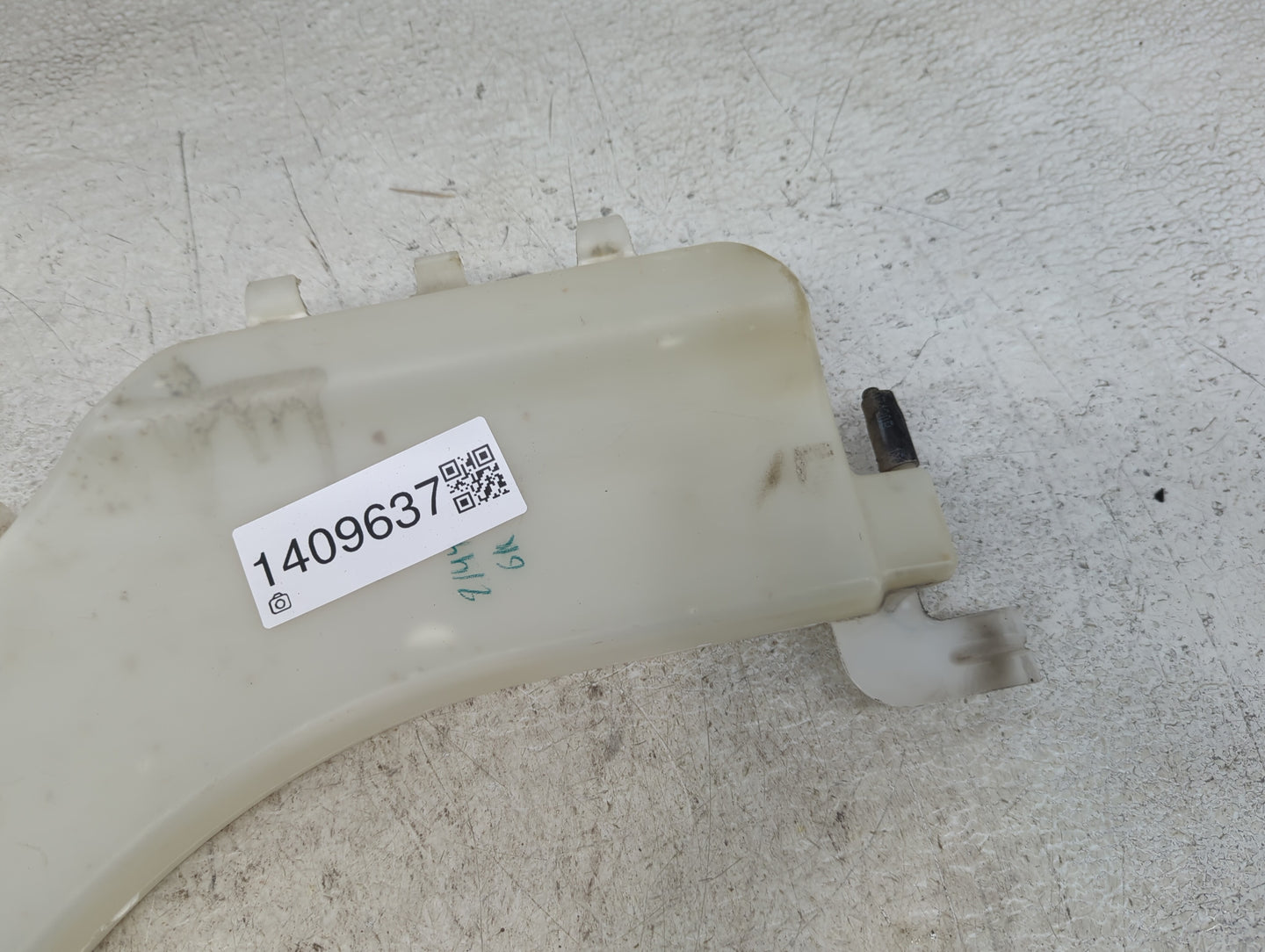 2013-2019 Nissan Sentra Radiator Coolant Overflow Expansion Tank Bottle 1409637 - Oemusedautoparts1.com