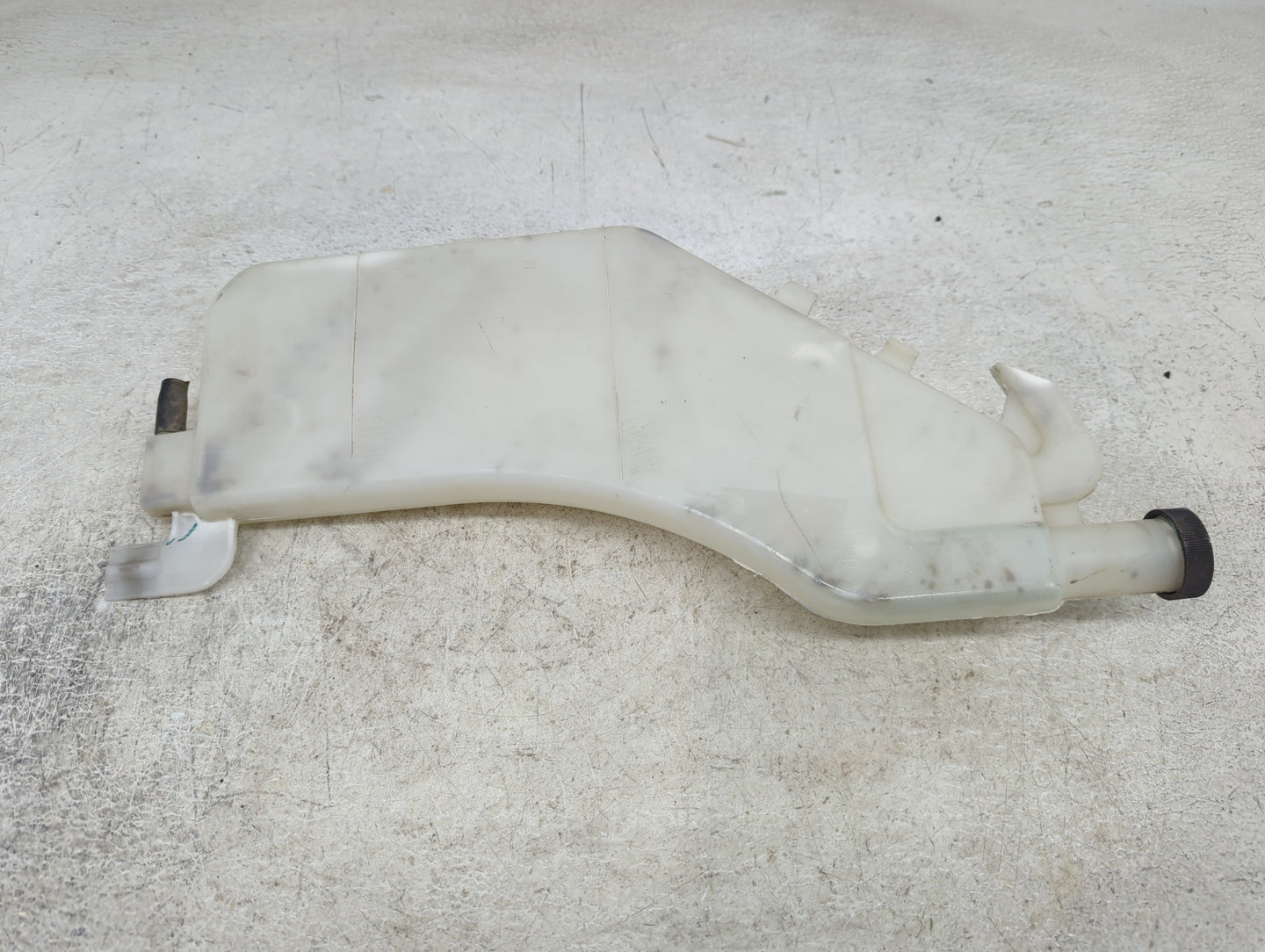 2013-2019 Nissan Sentra Radiator Coolant Overflow Expansion Tank Bottle - Oemusedautoparts1.com