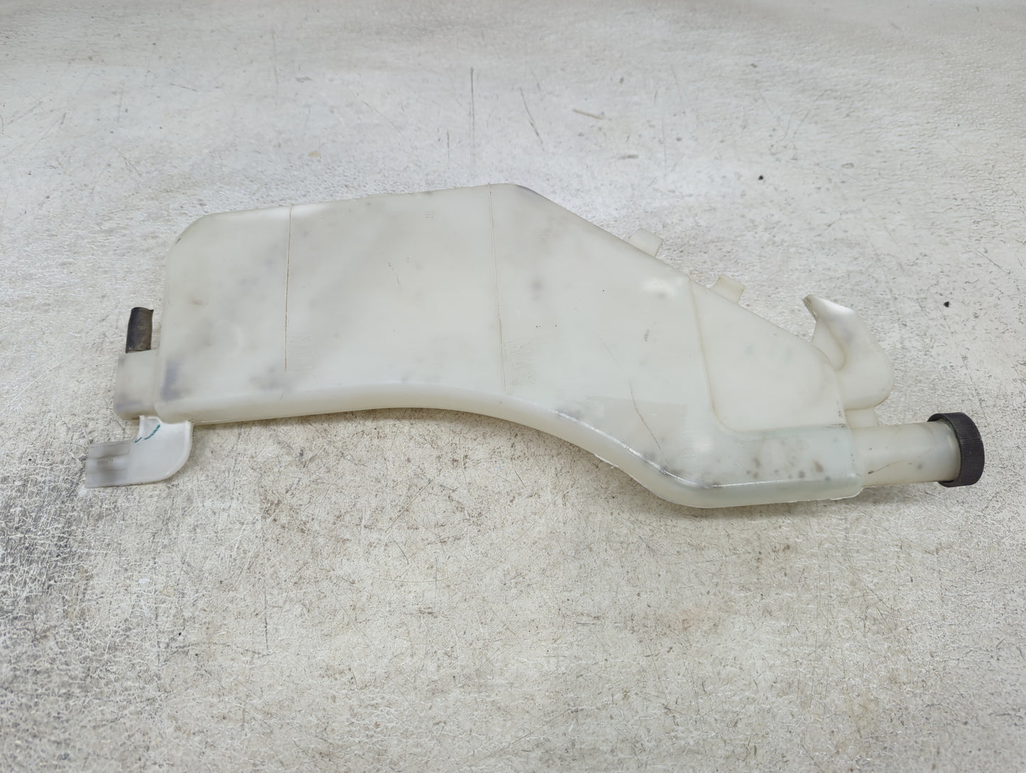 2013-2019 Nissan Sentra Radiator Coolant Overflow Expansion Tank Bottle - Oemusedautoparts1.com