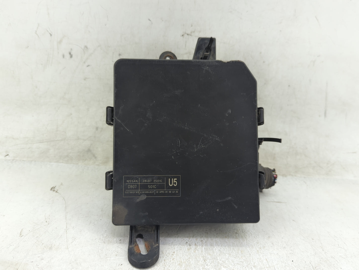 2013-2019 Nissan Sentra Fusebox Fuse Box Panel Relay Module P/N:284B7 3SG1C Fits Fits 2013 2014 2015 2016 2017 2018 2019 OEM