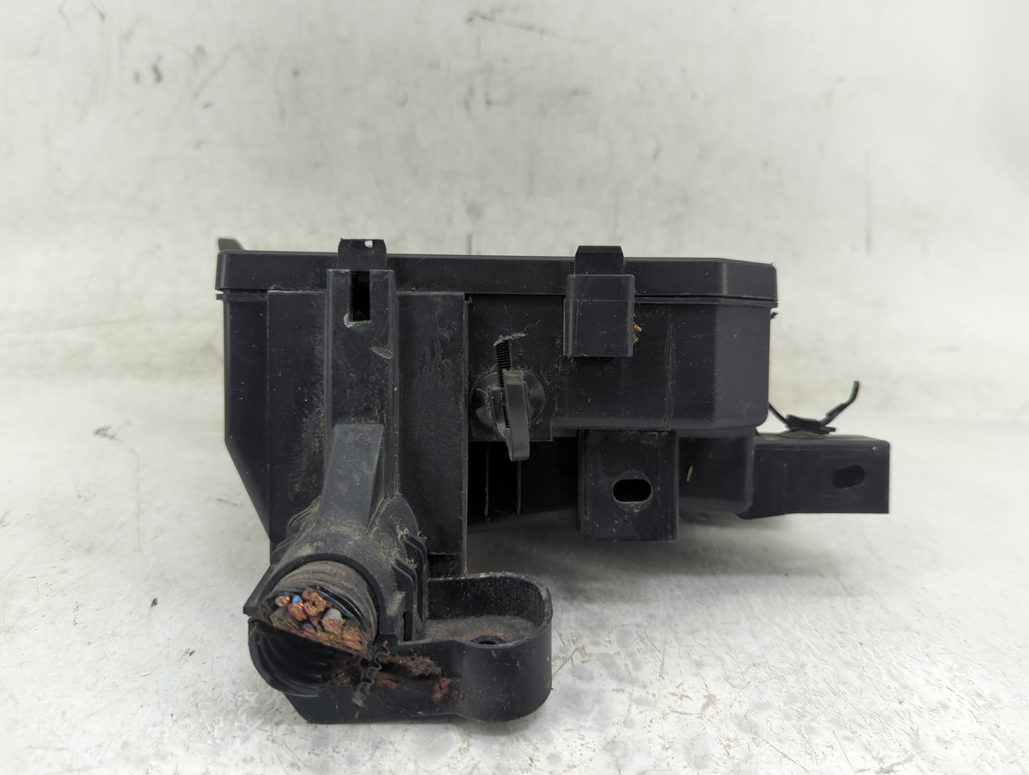 2013-2019 Nissan Sentra Fusebox Fuse Box Panel Relay Module P/N:284B7 3SG1C Fits Fits 2013 2014 2015 2016 2017 2018 2019 OEM