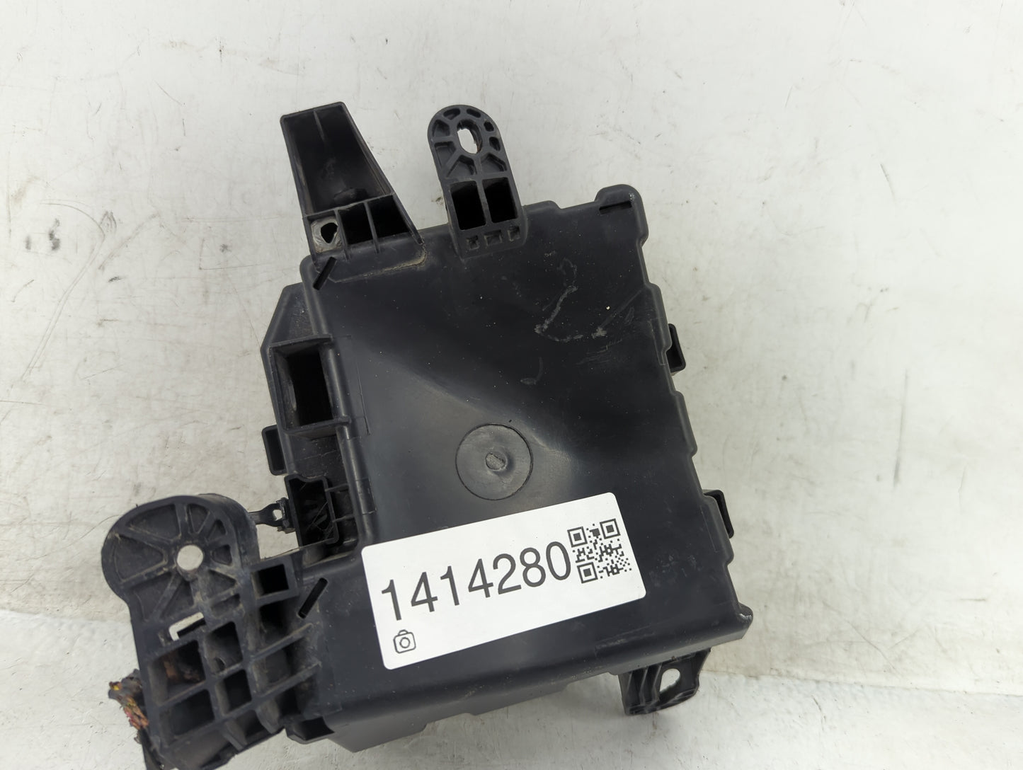 2013-2019 Nissan Sentra Fusebox Fuse Box Panel Relay Module P/N:284B7 3SG1C Fits Fits 2013 2014 2015 2016 2017 2018 2019 OEM