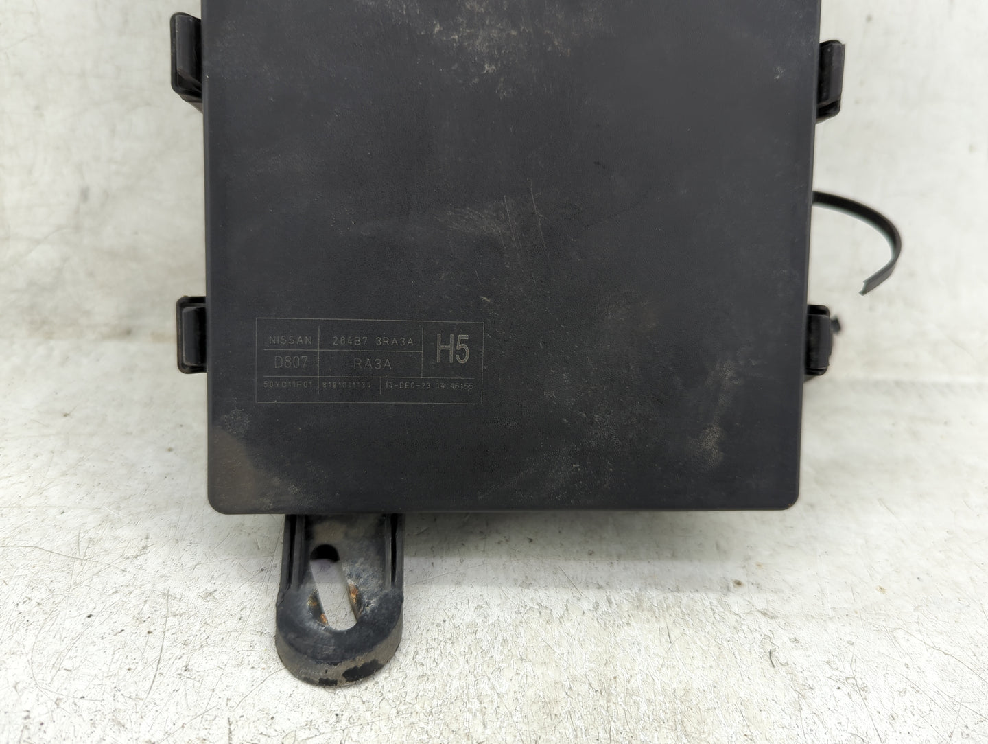 2013-2019 Nissan Sentra Fusebox Fuse Box Panel Relay Module Fits Fits 2013 2014 2015 2016 2017 2018 2019 OEM Used Auto Parts