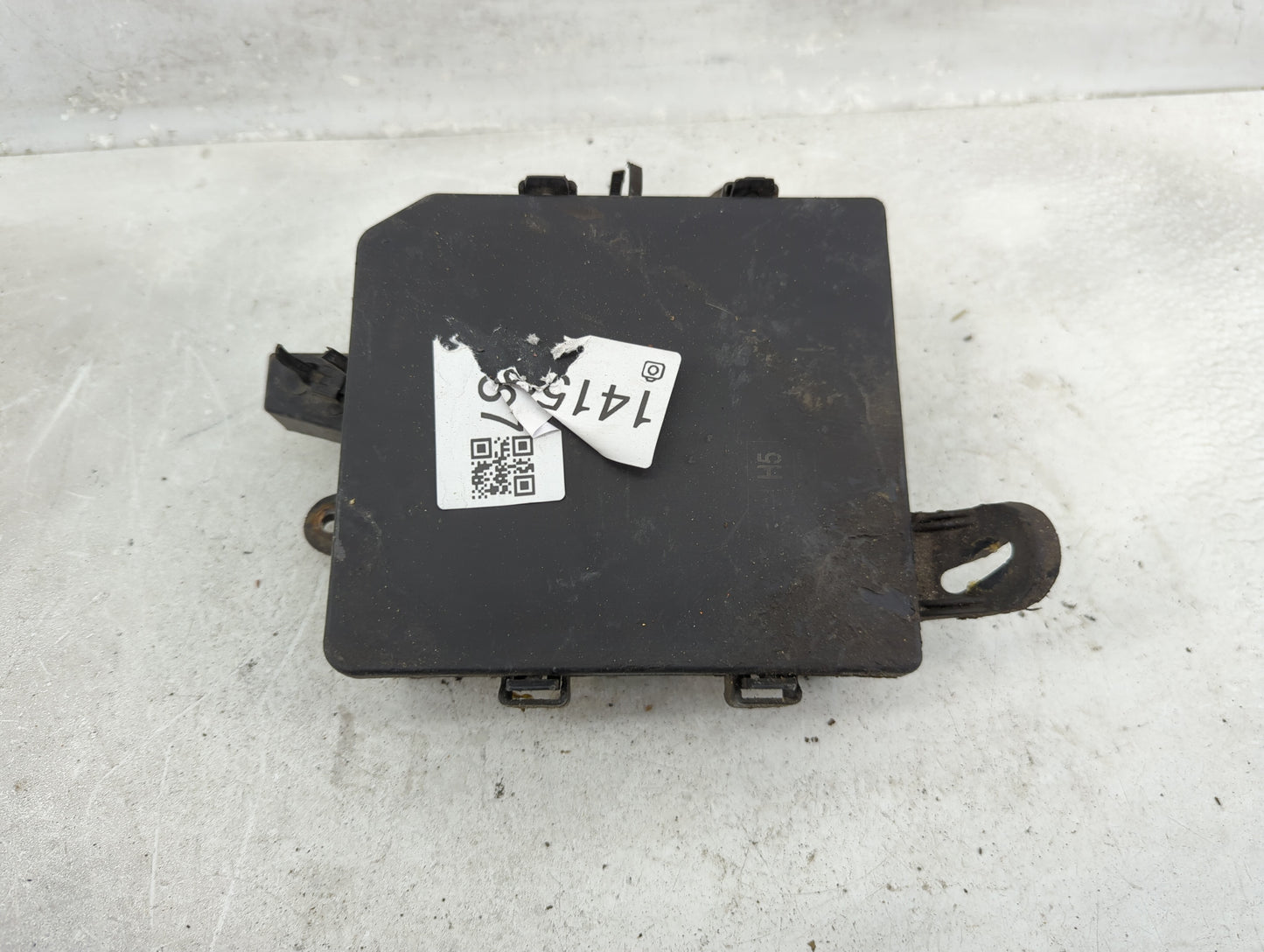 2013-2019 Nissan Sentra Fusebox Fuse Box Panel Relay Module Fits Fits 2013 2014 2015 2016 2017 2018 2019 OEM Used Auto Parts