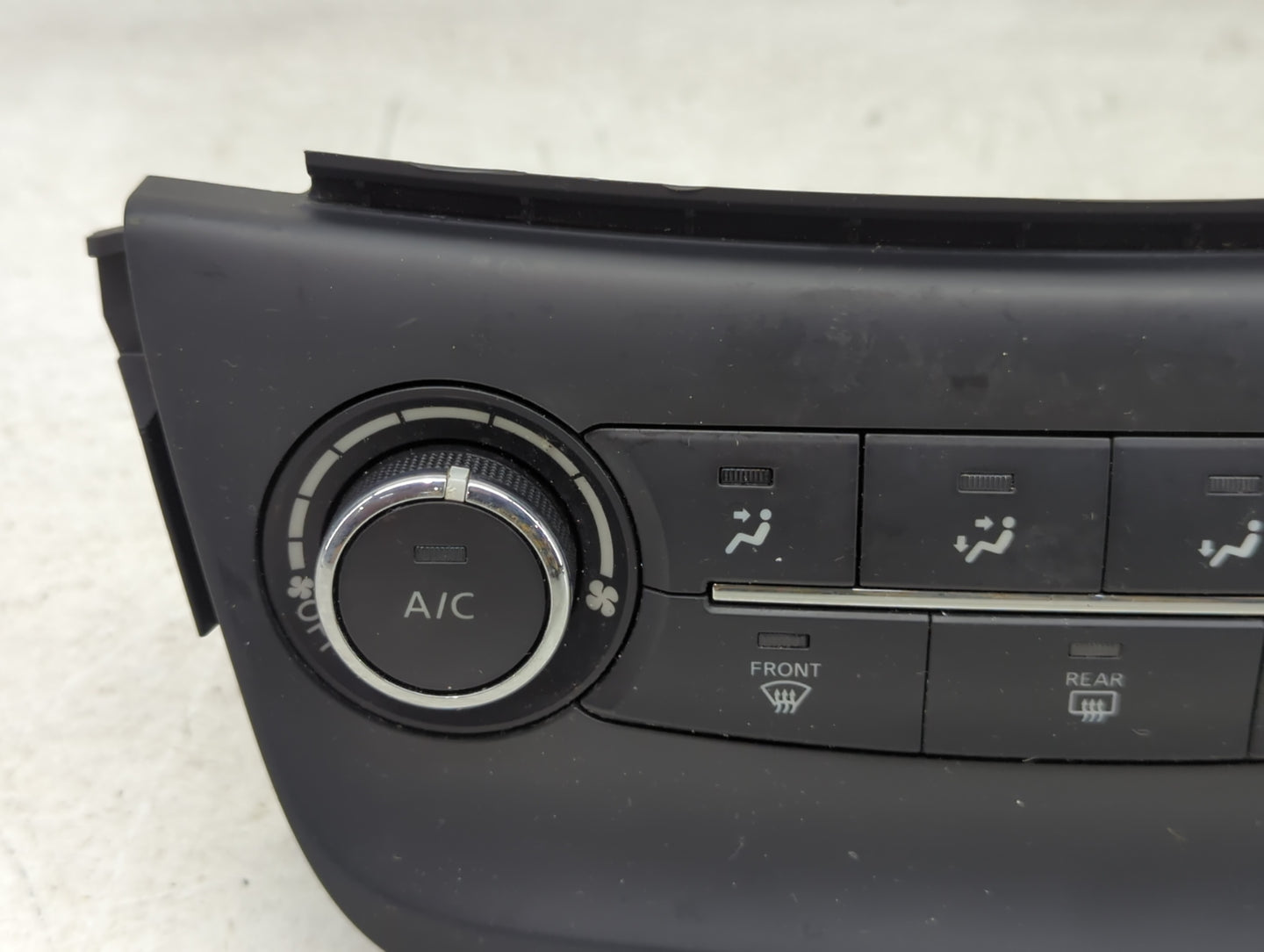 2015-2017 Nissan Sentra Climate Control Module Temperature AC/Heater Replacement Fits Fits 2015 2016 2017 OEM Used Auto Part