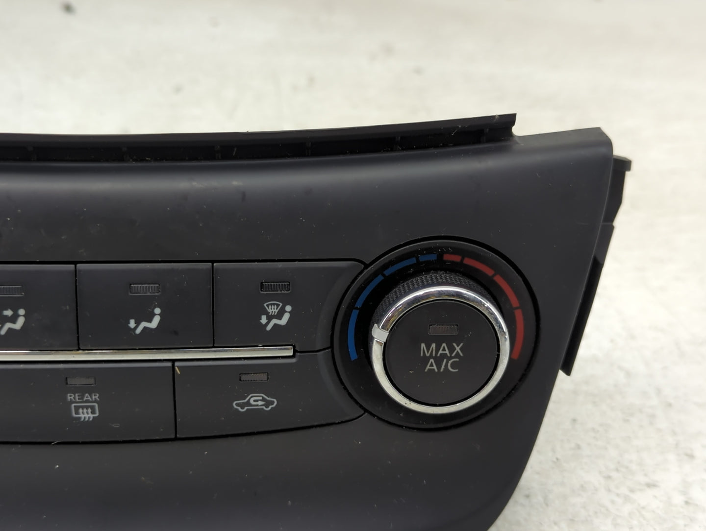 2015-2017 Nissan Sentra Climate Control Module Temperature AC/Heater Replacement Fits Fits 2015 2016 2017 OEM Used Auto Part