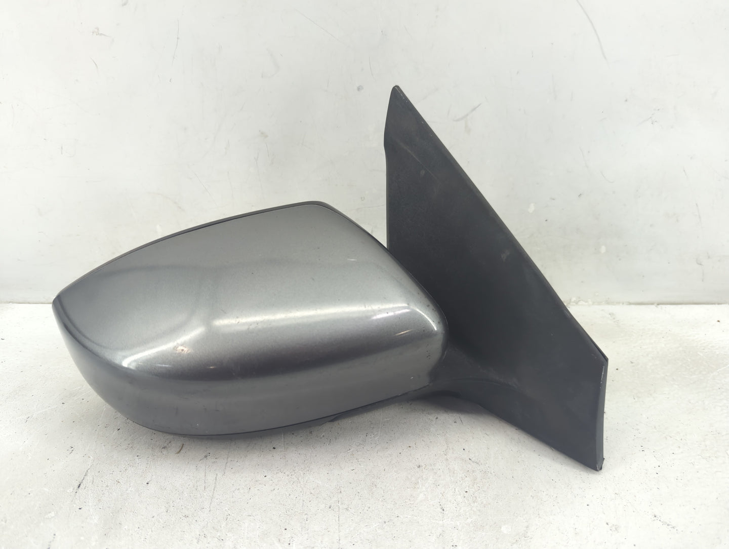 2013-2015 Nissan Sentra Passenger Side View Mirror - Right Door Mirror OEM Used - Oemusedautoparts1.com