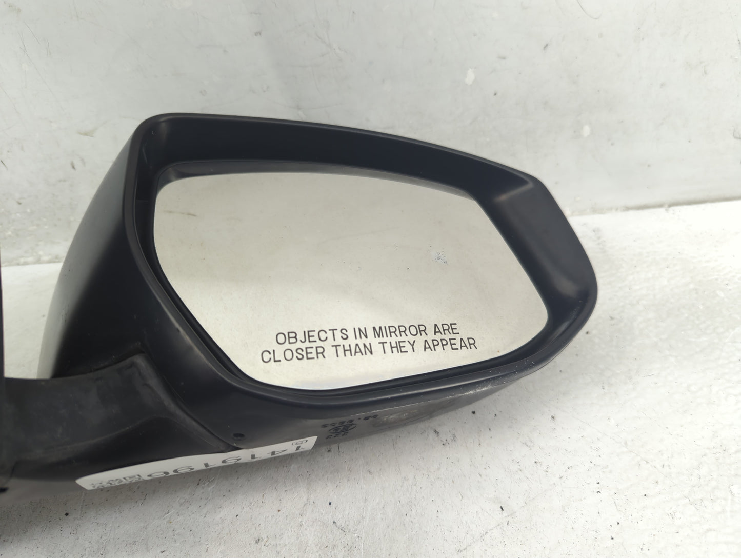 2013-2015 Nissan Sentra Passenger Side View Mirror - Right Door Mirror OEM Used - Oemusedautoparts1.com