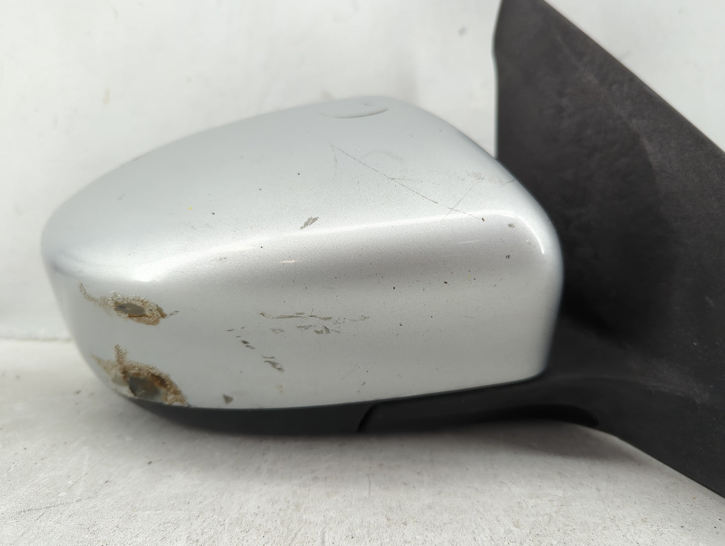 2013-2015 Nissan Sentra Passenger Side View Mirror - Right Door Mirror OEM Used - Oemusedautoparts1.com