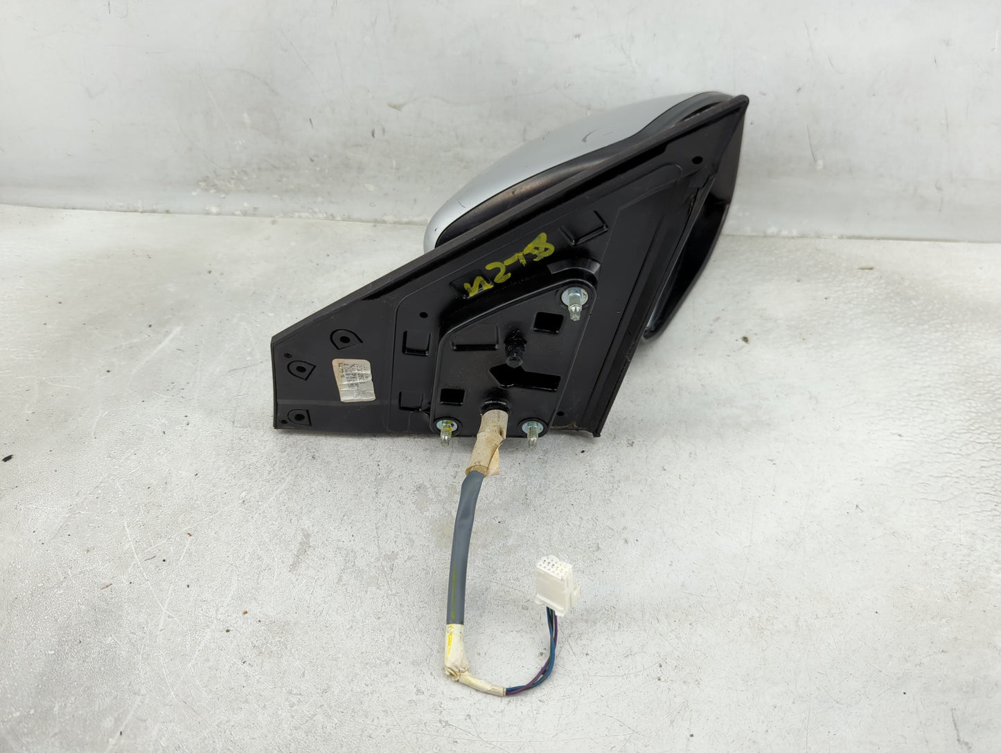 2013-2015 Nissan Sentra Passenger Side View Mirror - Right Door Mirror OEM Used - Oemusedautoparts1.com