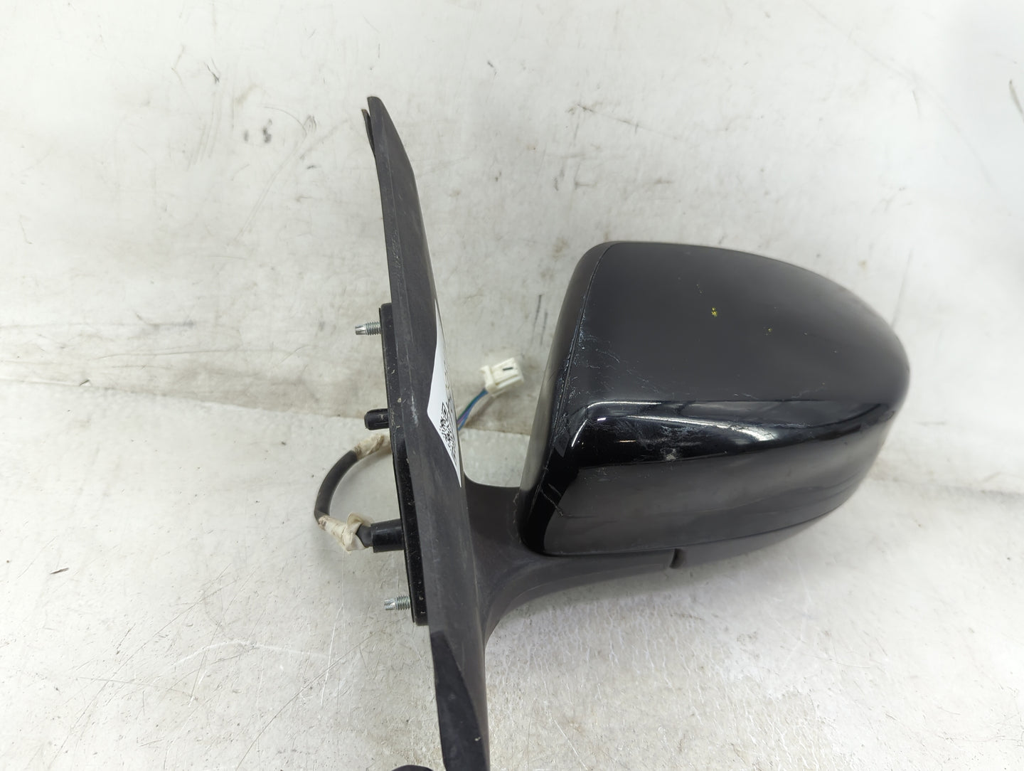2013-2015 Nissan Sentra Driver Side View Mirror - Left Door Mirror OEM Used - Oemusedautoparts1.com