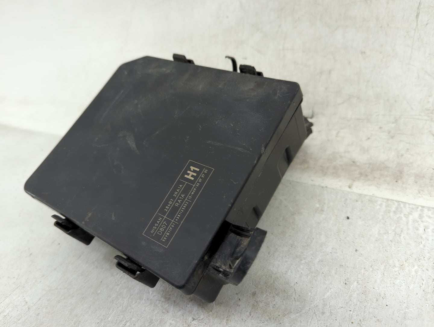 2013-2019 Nissan Sentra Fusebox Fuse Box Panel Relay Module P/N:284B7 3RA1A Fits Fits 2013 2014 2015 2016 2017 2018 2019 OEM