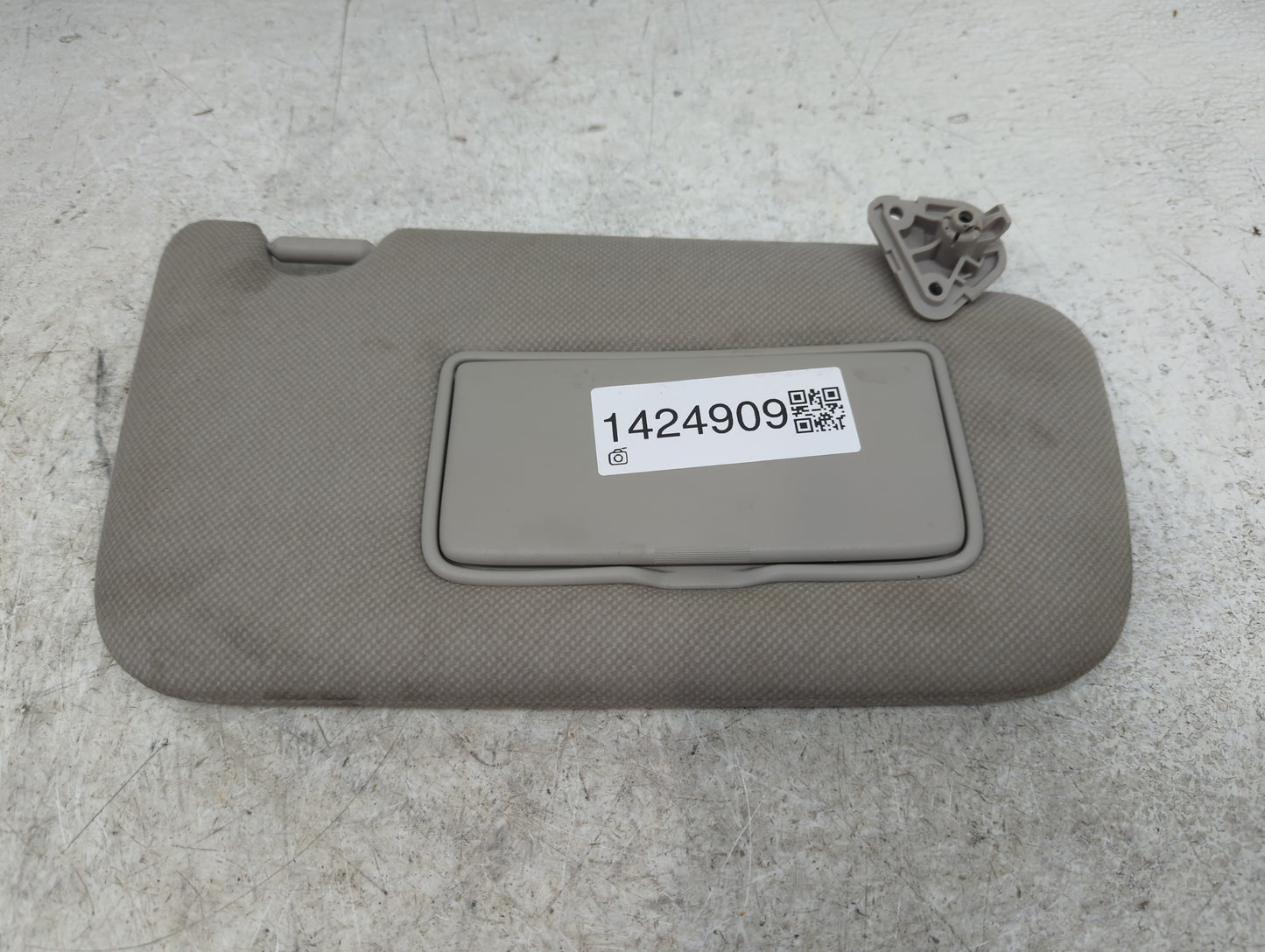 2013-2019 Nissan Sentra Sun Visor Shade Replacement Passenger Right Mirror Fits Fits 2012 2013 2014 2015 2016 2017 2018 2019