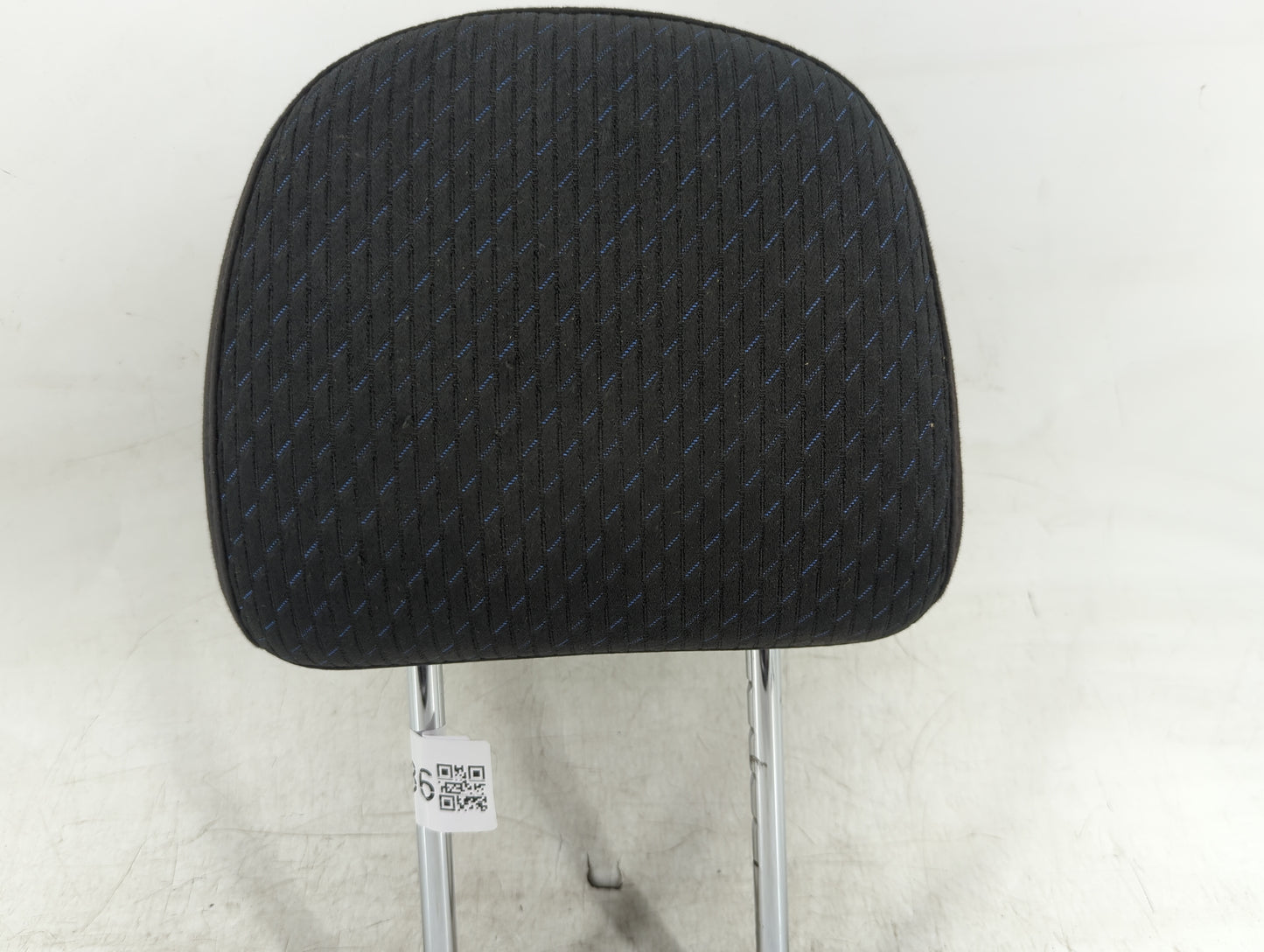 2014-2015 Nissan Sentra Headrest Head Rest Front Driver Seat Black 1424936 - Oemusedautoparts1.com