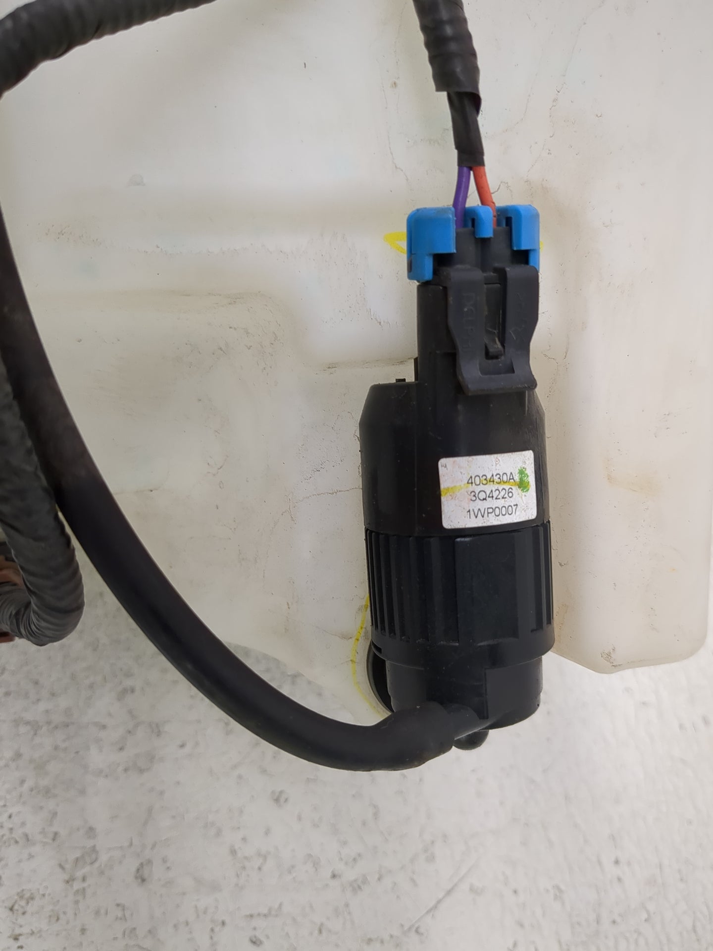 2013-2015 Nissan Sentra Windshield Washer Fluid Reservoir Bottle Oem - Oemusedautoparts1.com