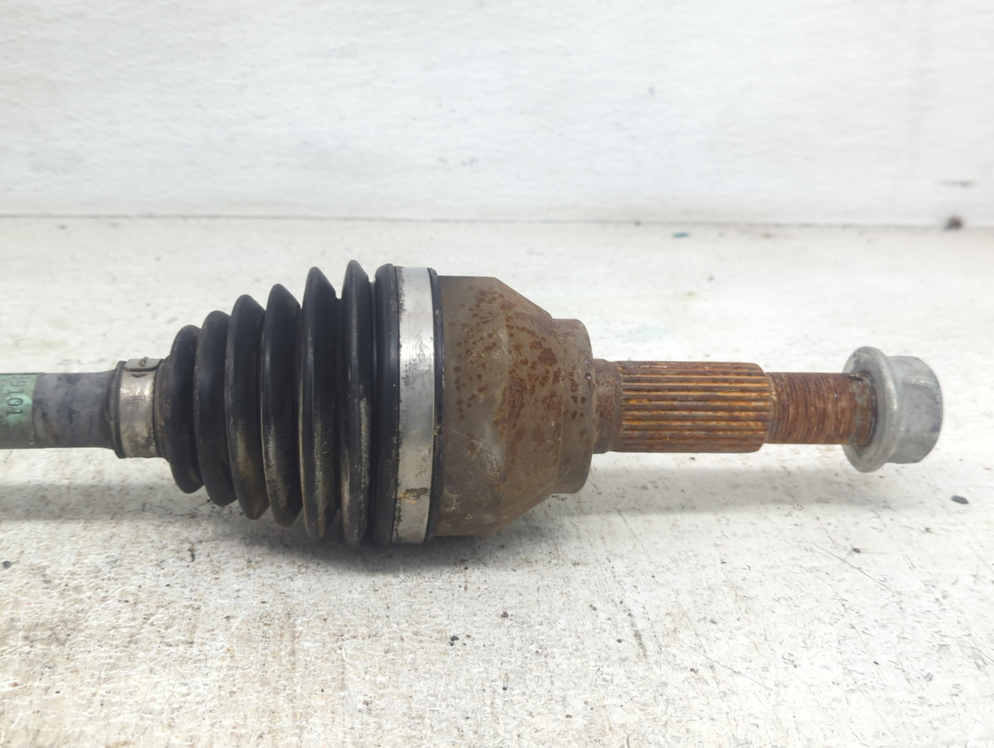 2013-2019 Nissan Sentra Axle Shaft Front Driver Cv C/v - Oemusedautoparts1.com