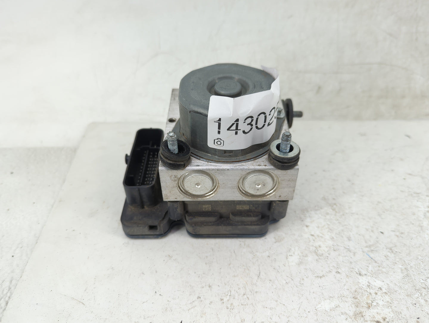 2014-2015 Nissan Sentra ABS Pump Control Module Replacement P/N:0265956096 2265106527 Fits Fits 2014 2015 OEM Used Auto Part