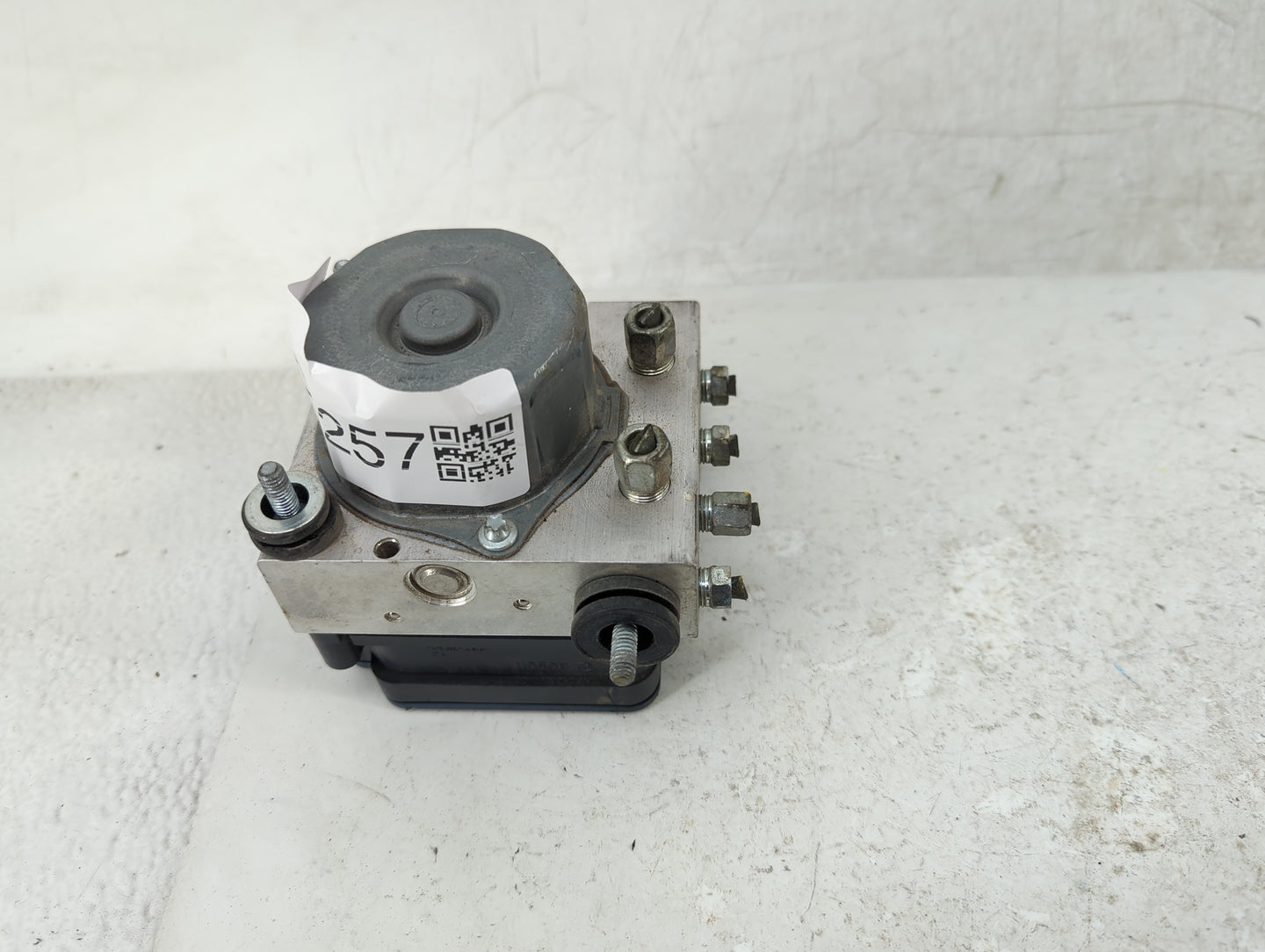 2014-2015 Nissan Sentra ABS Pump Control Module Replacement P/N:0265956096 2265106527 Fits Fits 2014 2015 OEM Used Auto Part