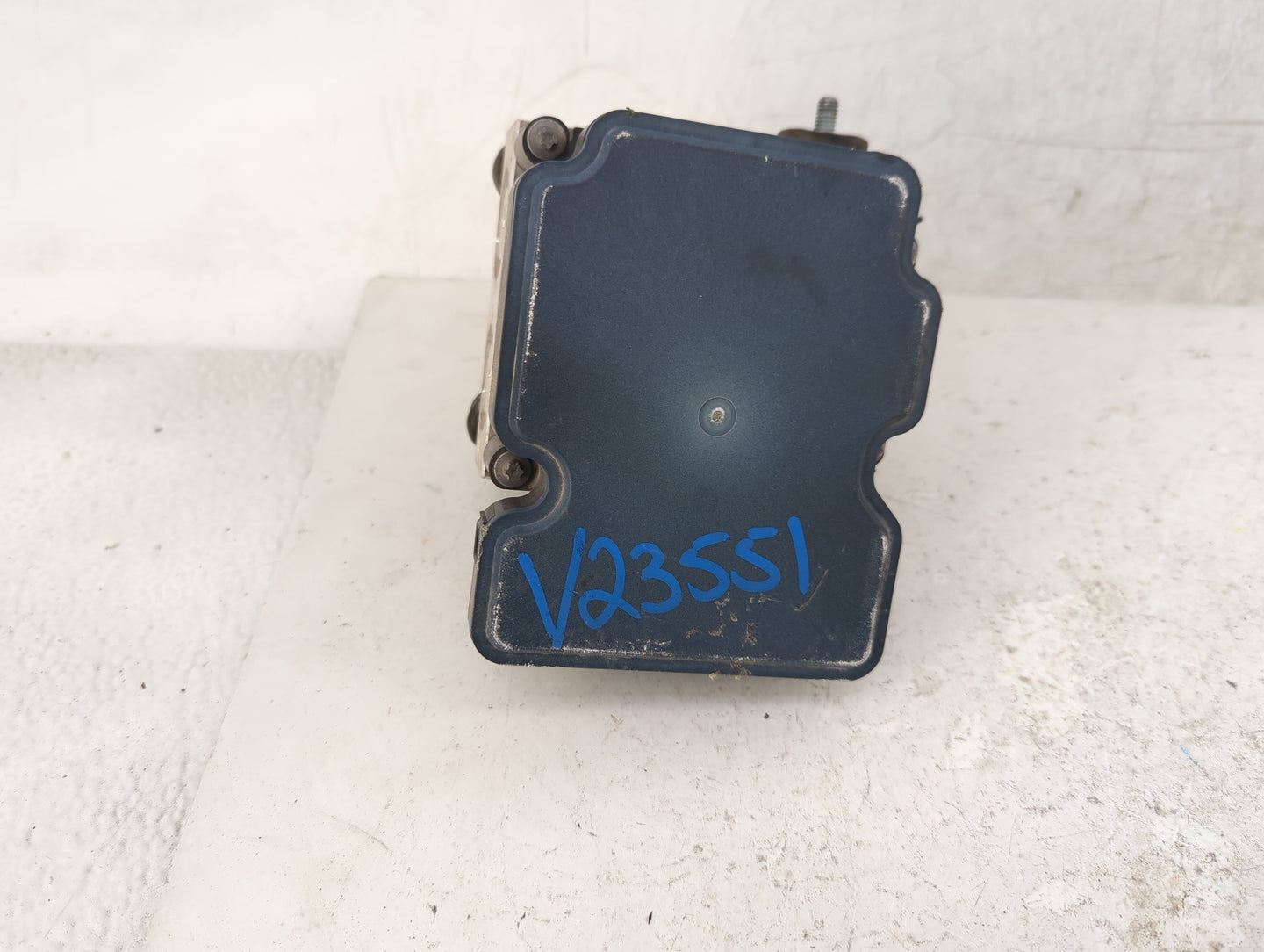 2014-2015 Nissan Sentra ABS Pump Control Module Replacement P/N:0265956096 2265106527 Fits Fits 2014 2015 OEM Used Auto Part