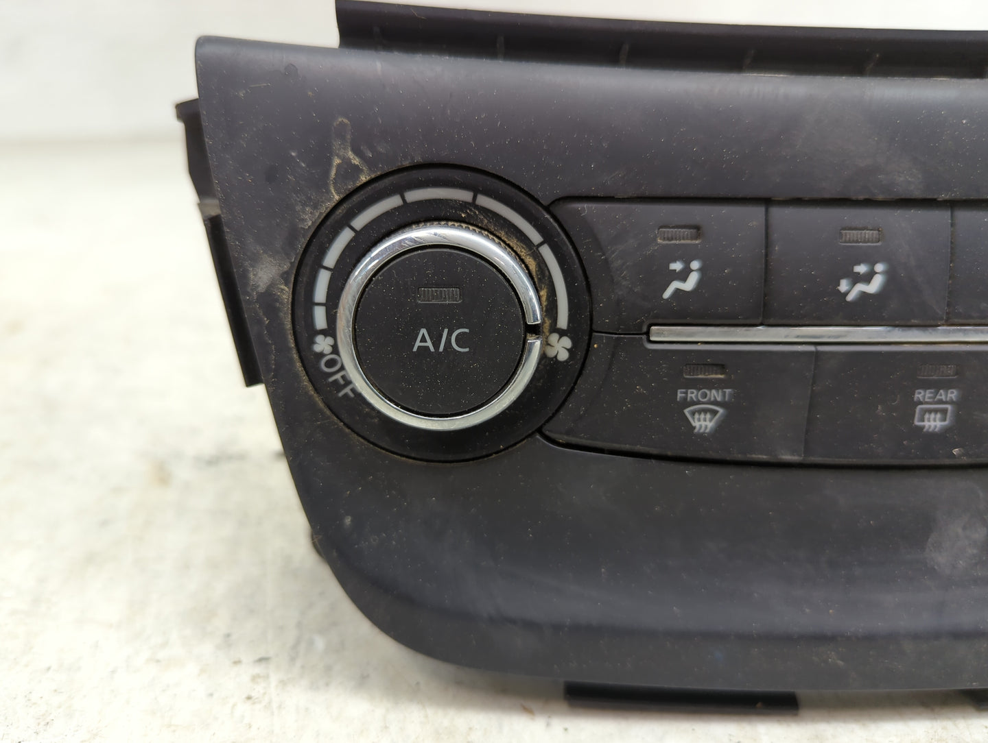 2015 Nissan Sentra Climate Control Module Temperature AC/Heater Replacement P/N:275004AT2A Fits OEM Used Auto Parts - Oemuse