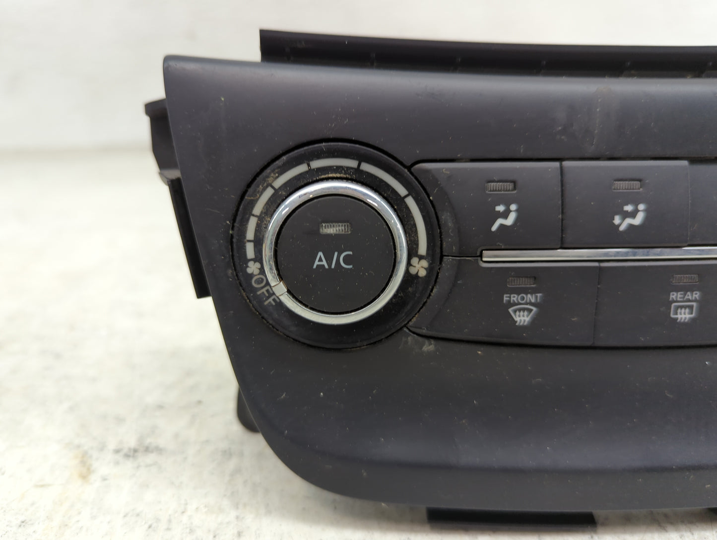 2015-2017 Nissan Sentra Climate Control Module Temperature AC/Heater Replacement Fits Fits 2015 2016 2017 OEM Used Auto Part