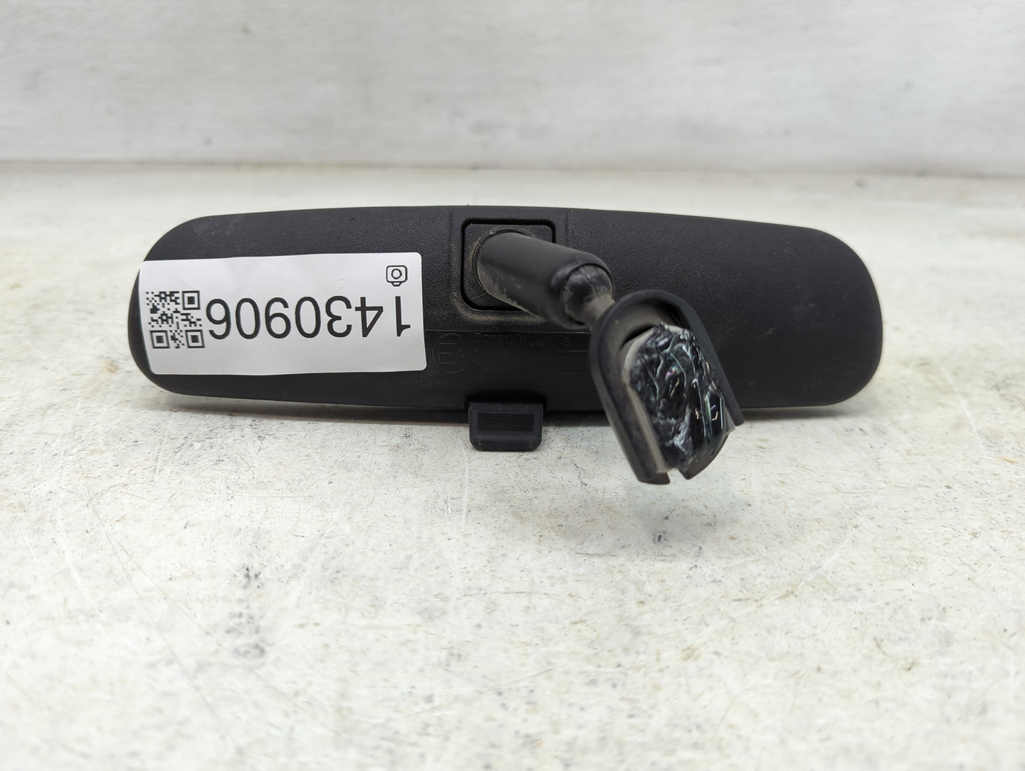 2015 Nissan Sentra Interior Rear View Mirror Replacement OEM Fits OEM Used Auto Parts - Oemusedautoparts1.com