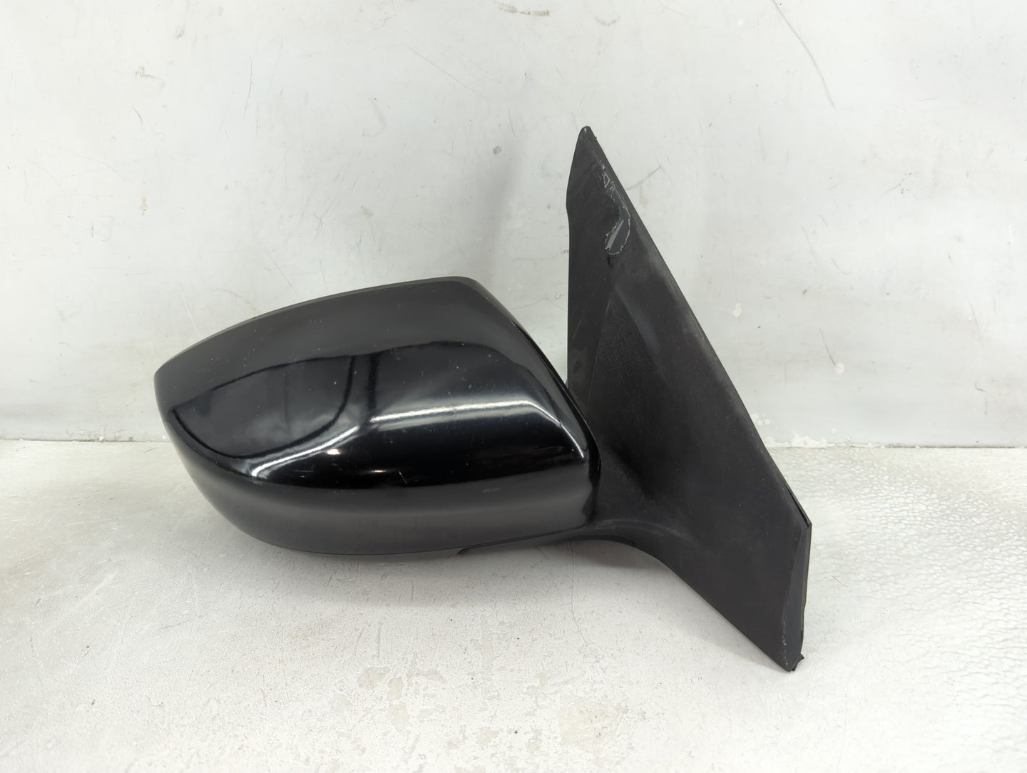 2013-2015 Nissan Sentra Passenger Side View Mirror - Right Door Mirror OEM Used - Oemusedautoparts1.com